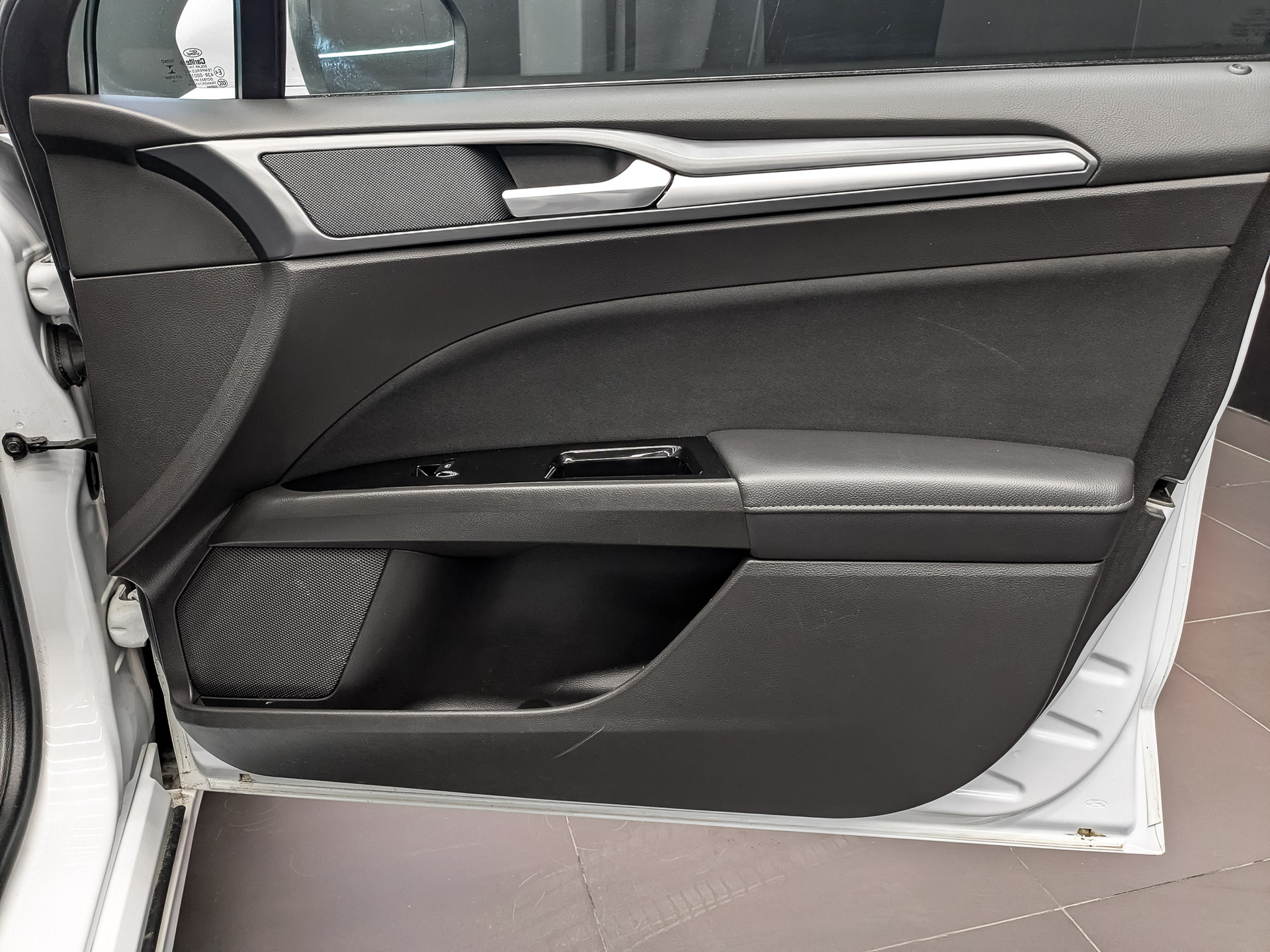 FORD Mondeo 2.50 (149 л.с), автомат, 2019, пробег 146 925 км
