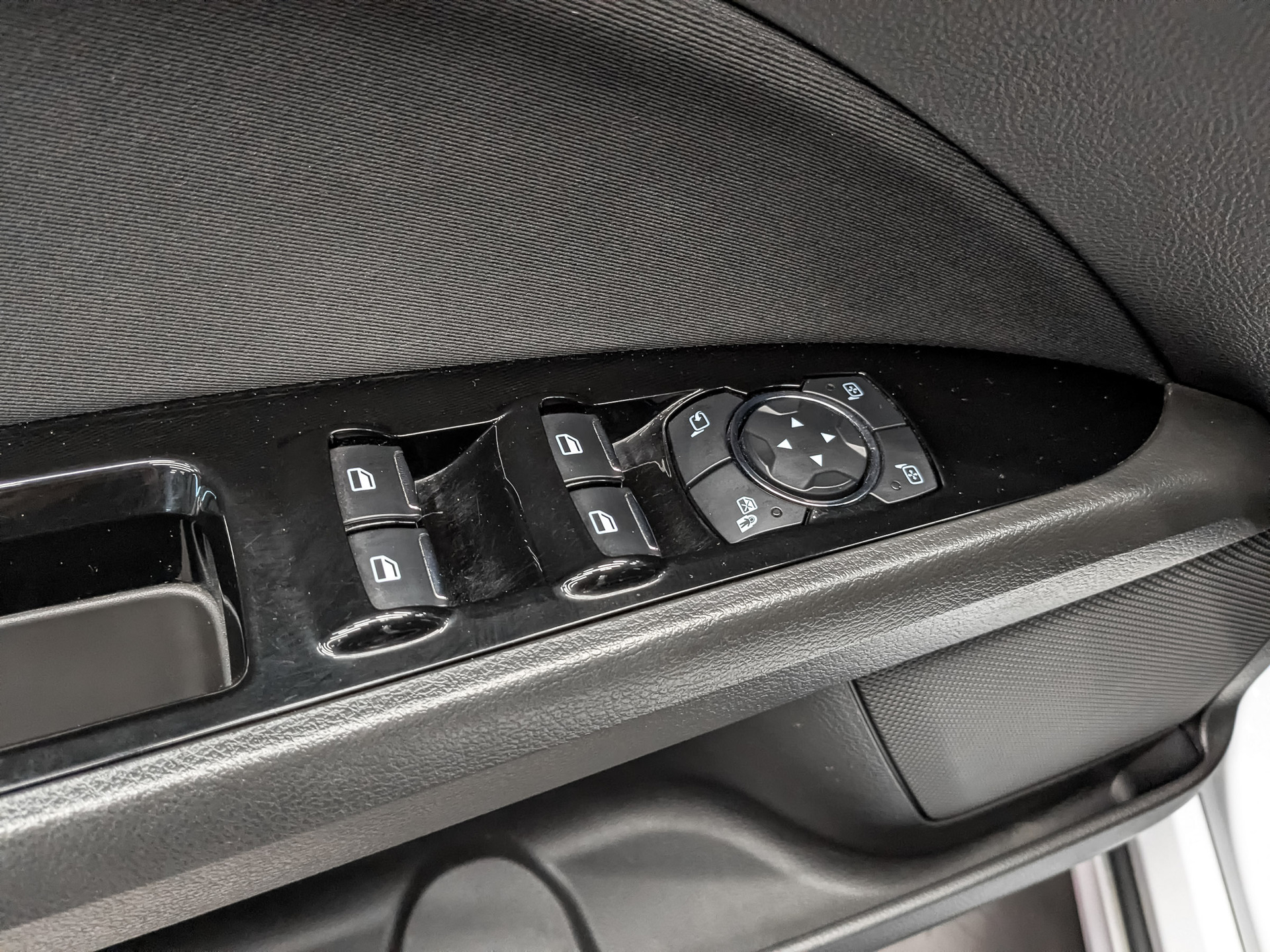 FORD Mondeo 2.50 (149 л.с), автомат, 2019, пробег 146 925 км