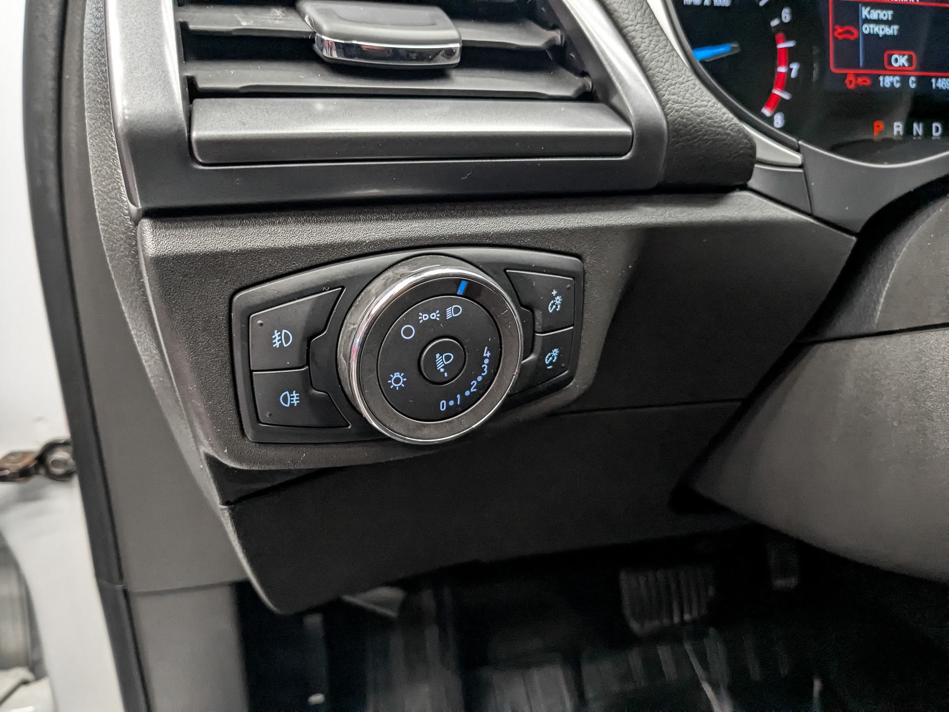 FORD Mondeo 2.50 (149 л.с), автомат, 2019, пробег 146 925 км