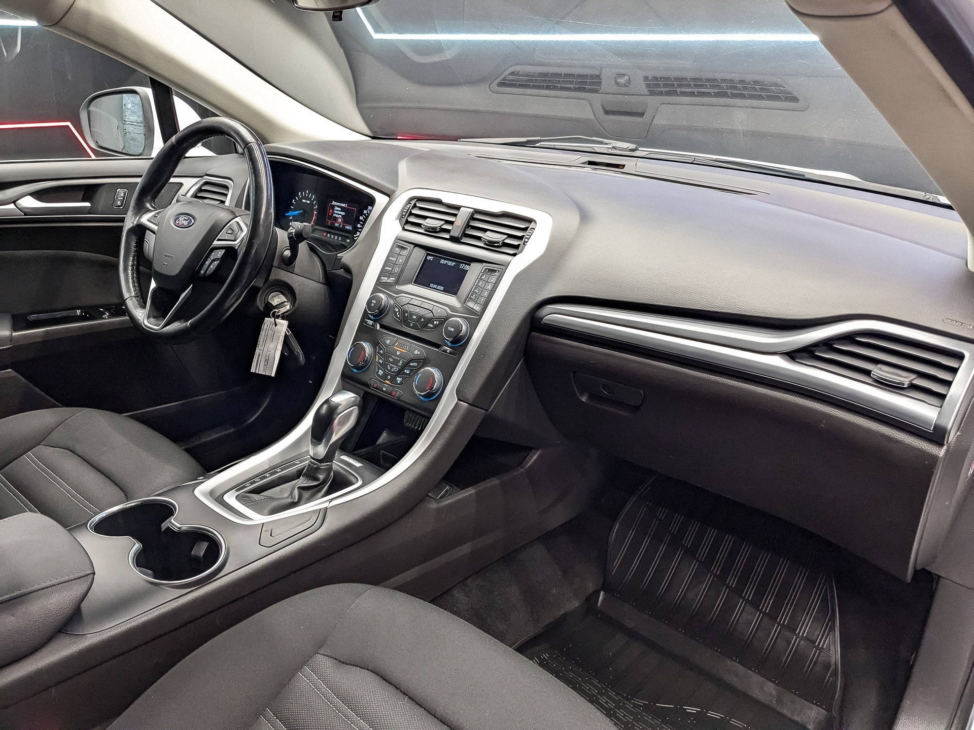 FORD Mondeo 2.50 (149 л.с), автомат, 2019, пробег 146 925 км