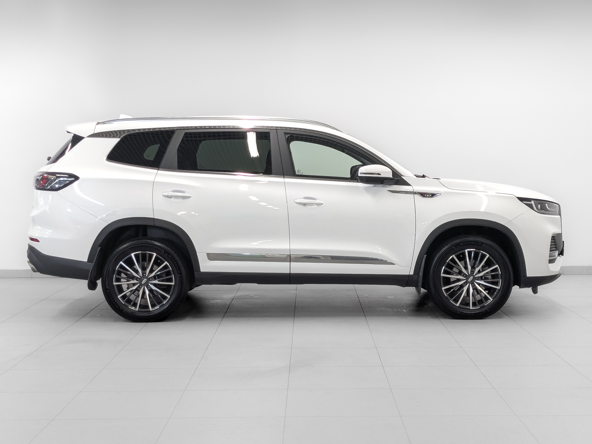 CHERY Tiggo 8 Pro 2.00 (197 л.с), автомат, 2023, пробег 48 819 км