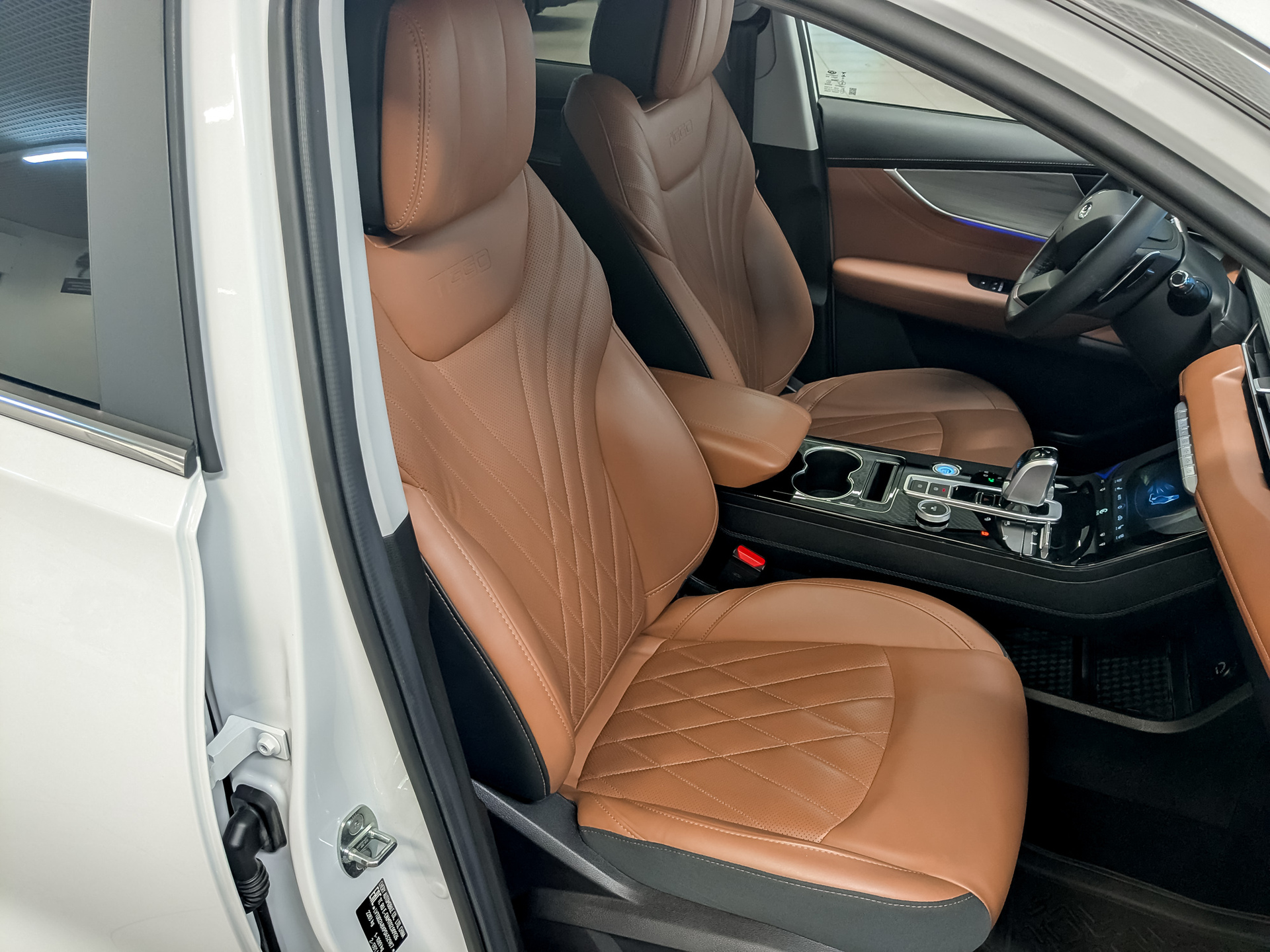 CHERY Tiggo 8 Pro 2.00 (197 л.с), автомат, 2023, пробег 48 819 км