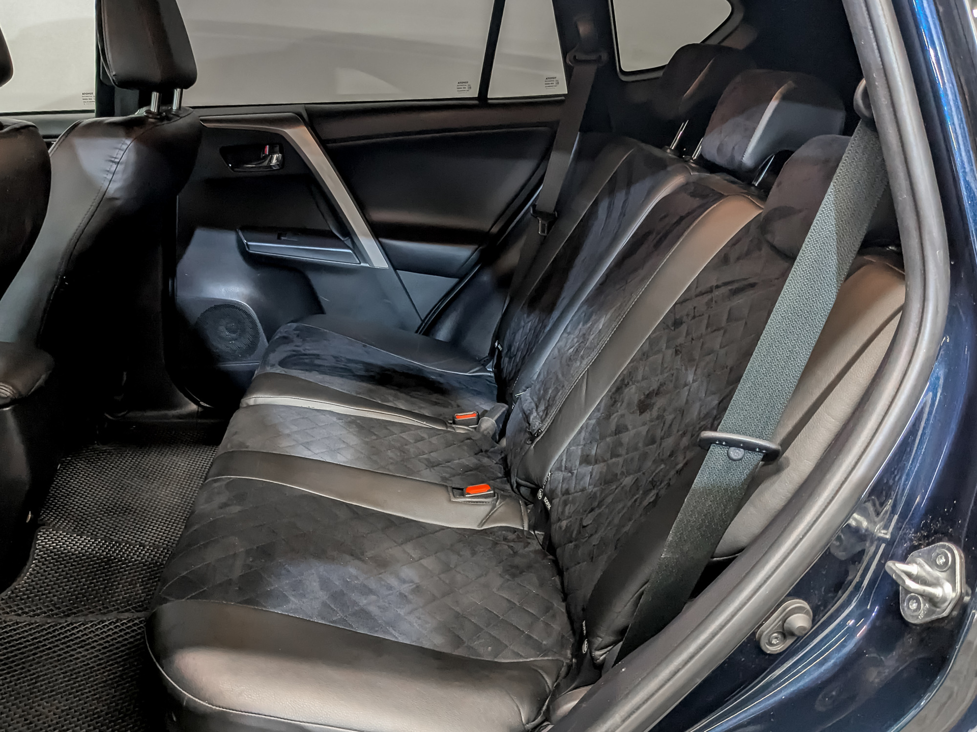 TOYOTA Rav-4 2.50 (180 л.с), автомат, 2019, пробег 77 892 км