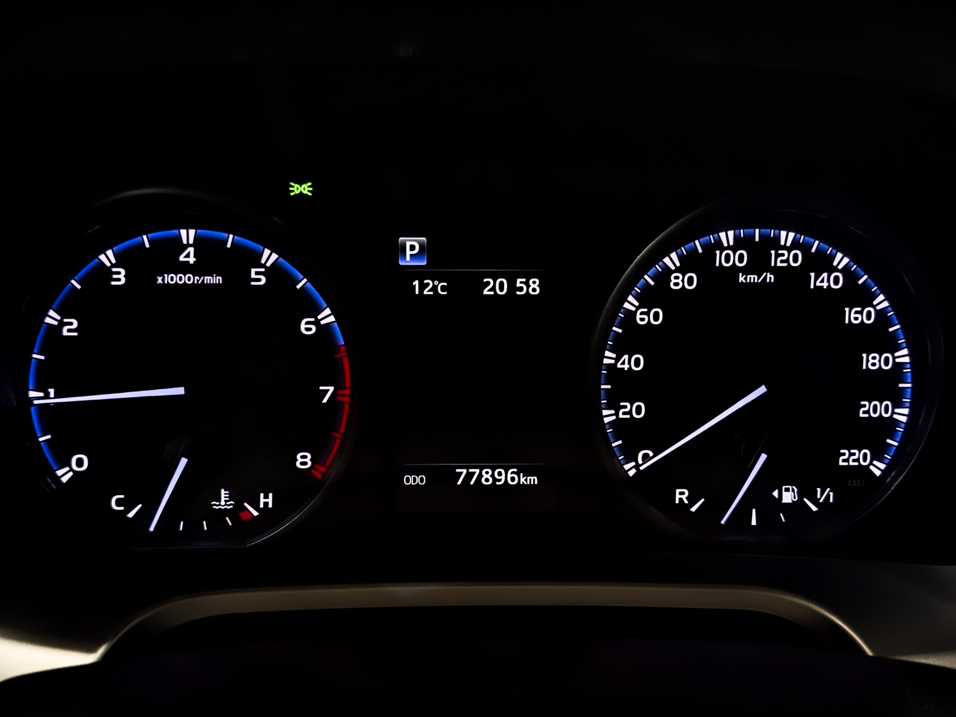TOYOTA Rav-4 2.50 (180 л.с), автомат, 2019, пробег 77 892 км