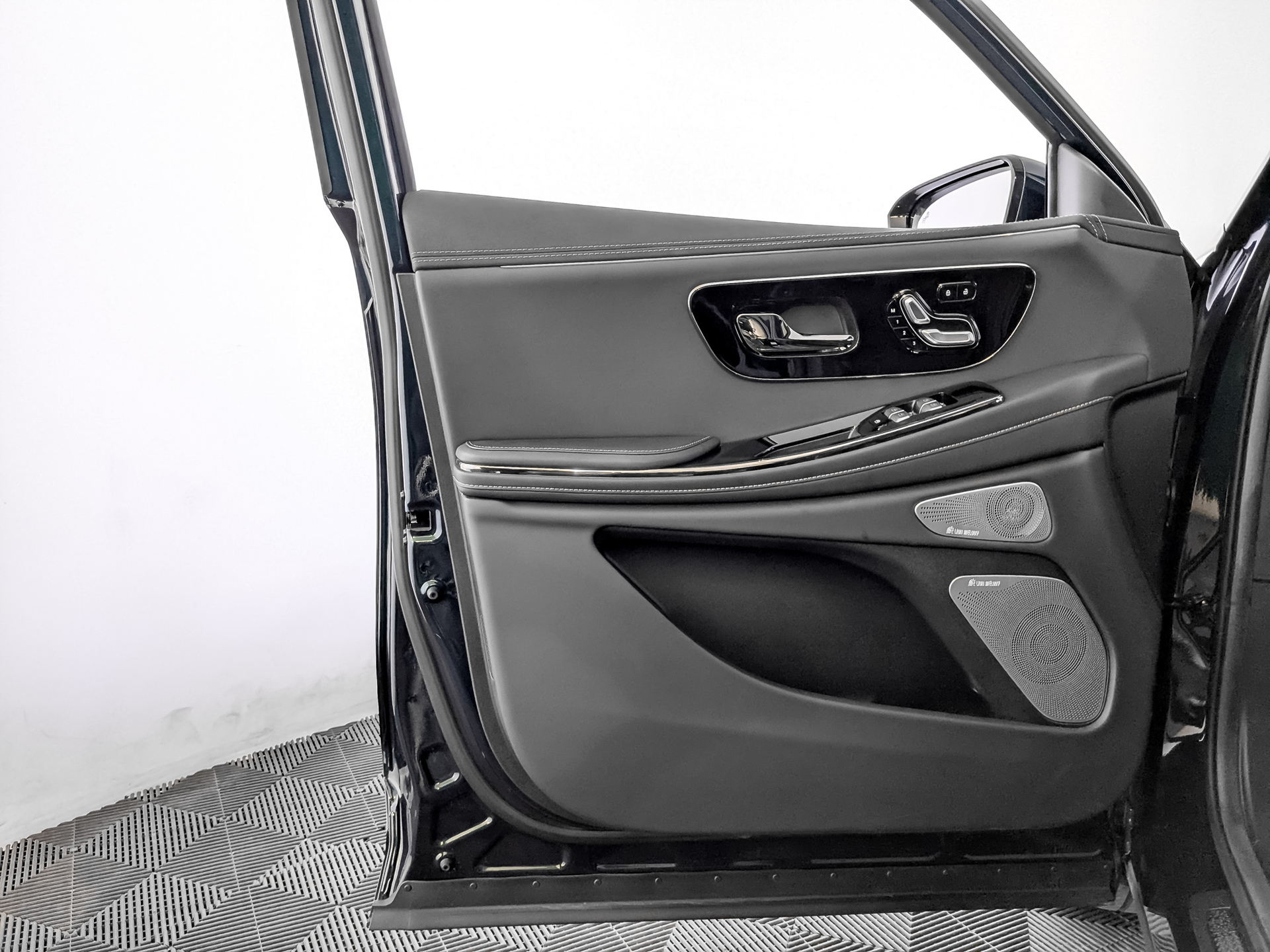 EXEED VX 2.00 (249 л.с), автомат, 2025, пробег 45 км