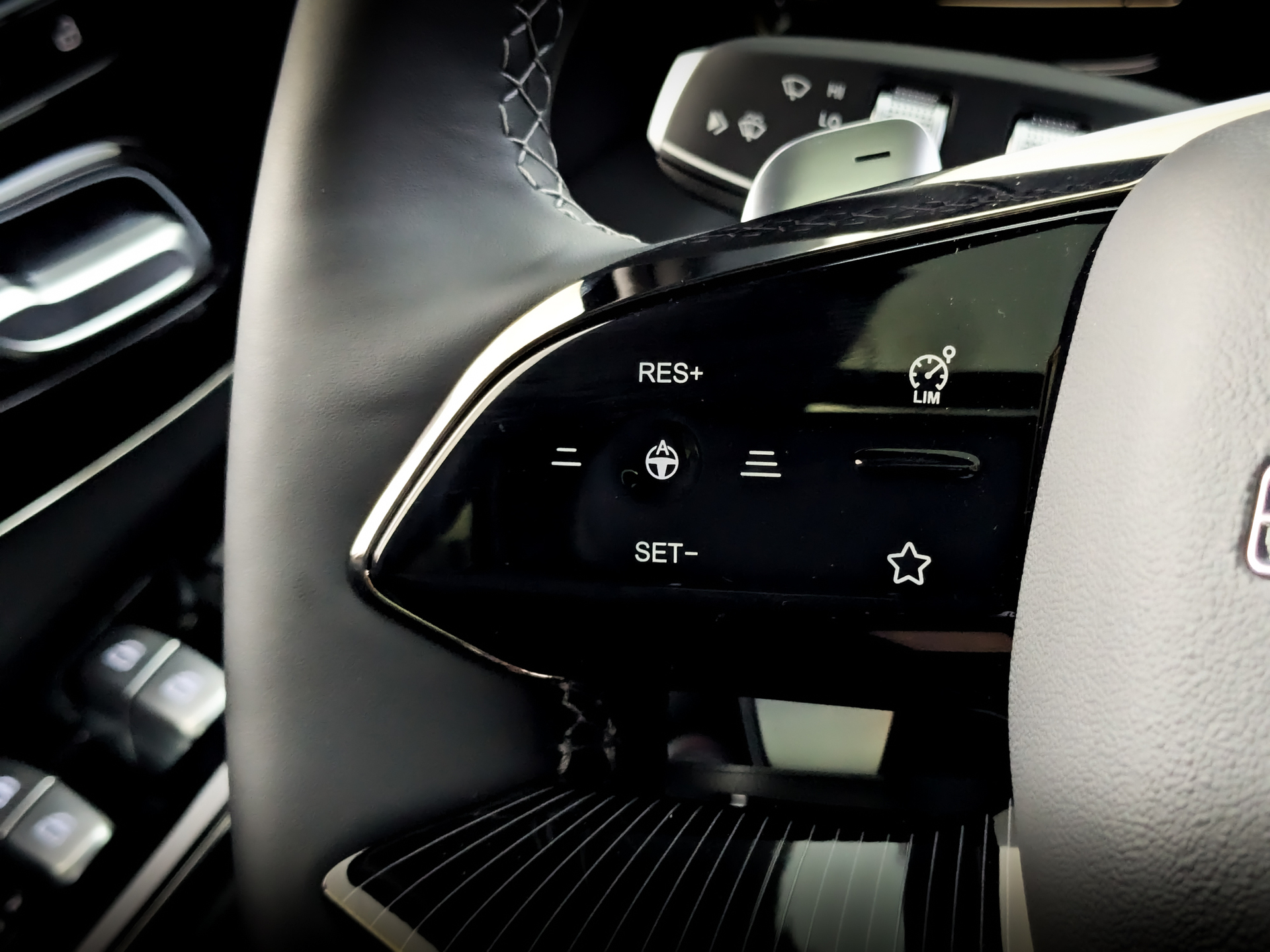 EXEED VX 2.00 (249 л.с), автомат, 2025, пробег 45 км