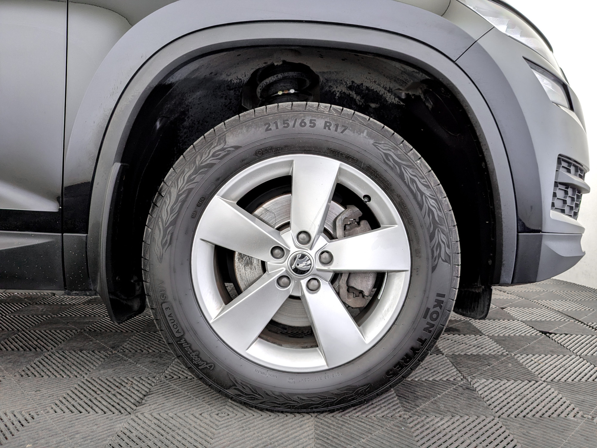SKODA Kodiaq 1.40 (150 л.с), автомат, 2019, пробег 159 194 км