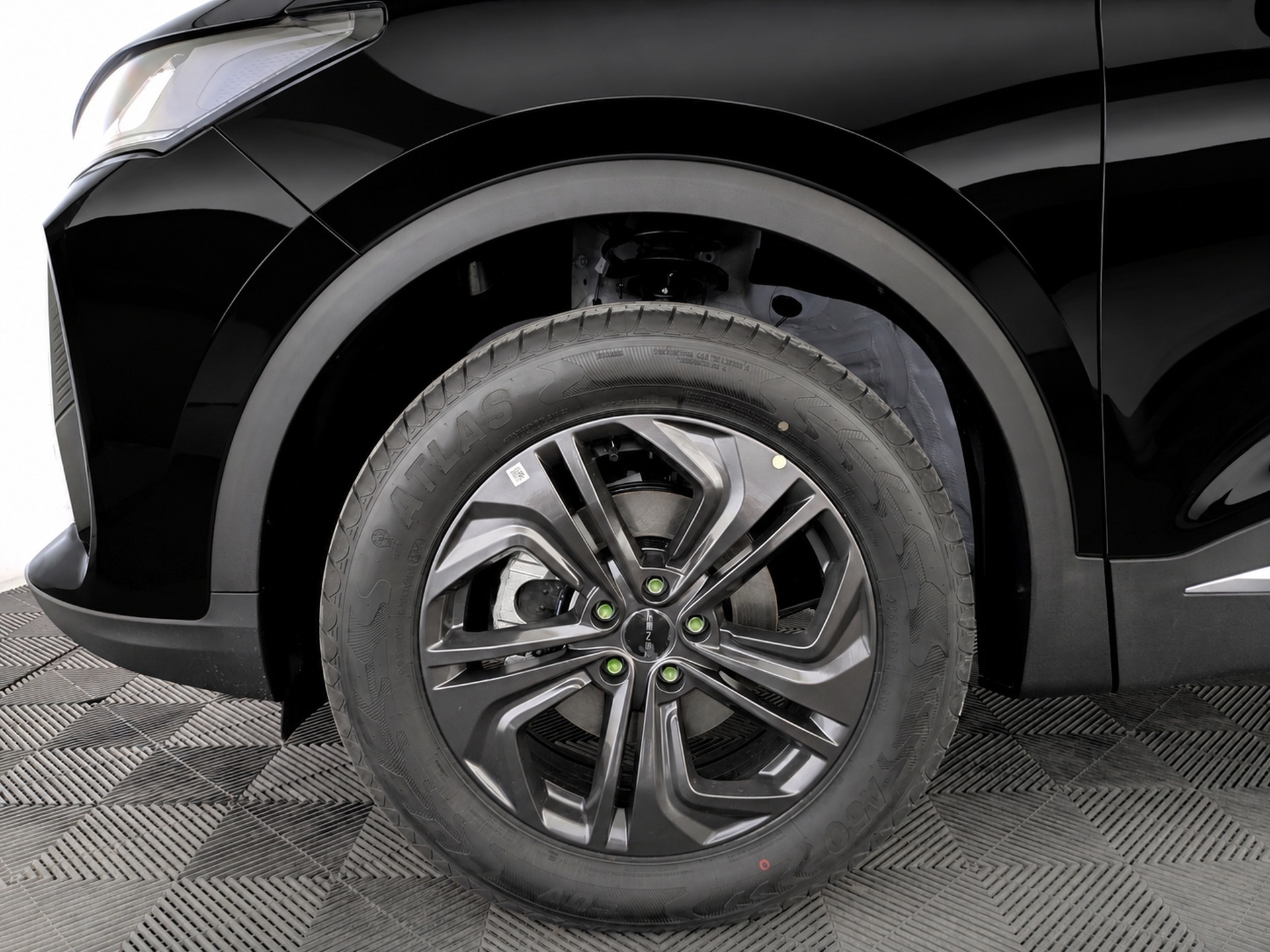 Фото Tenet T4L Прайм 1.5T/147 6RT 2WD