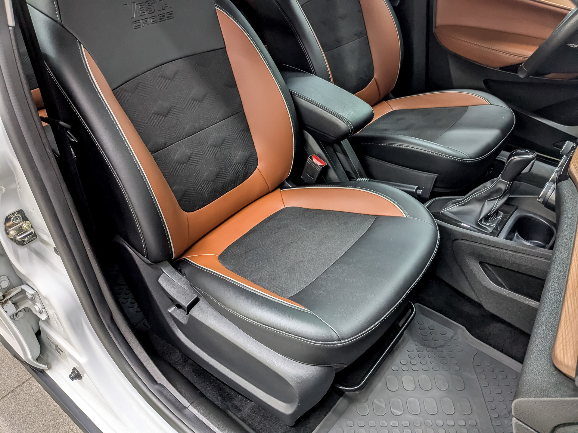 LADA Vesta 1.80 (122 л.с), автомат, 2024, пробег 43 048 км