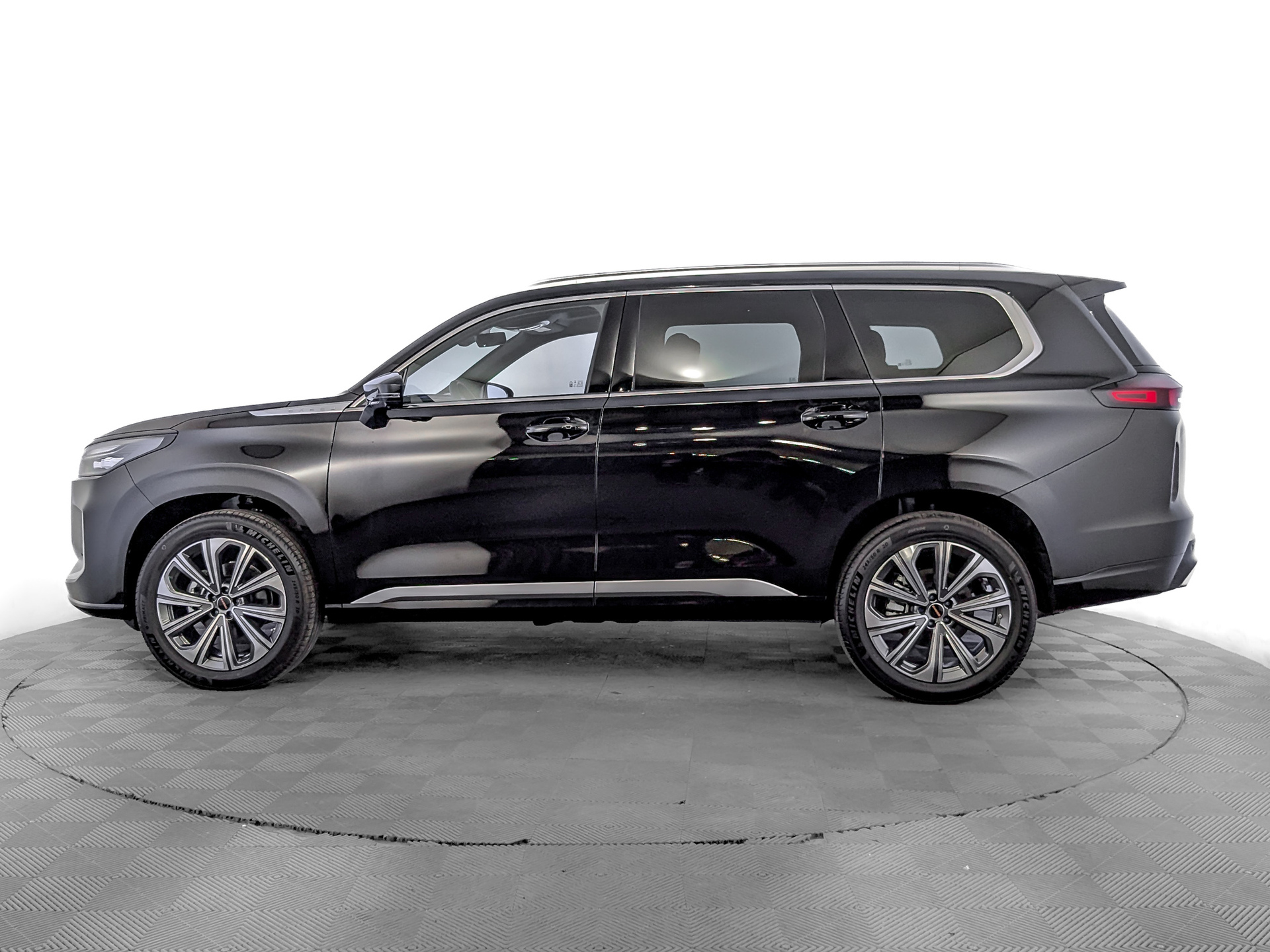EXEED VX 2.00 (249 л.с), автомат, 2025, пробег 44 км