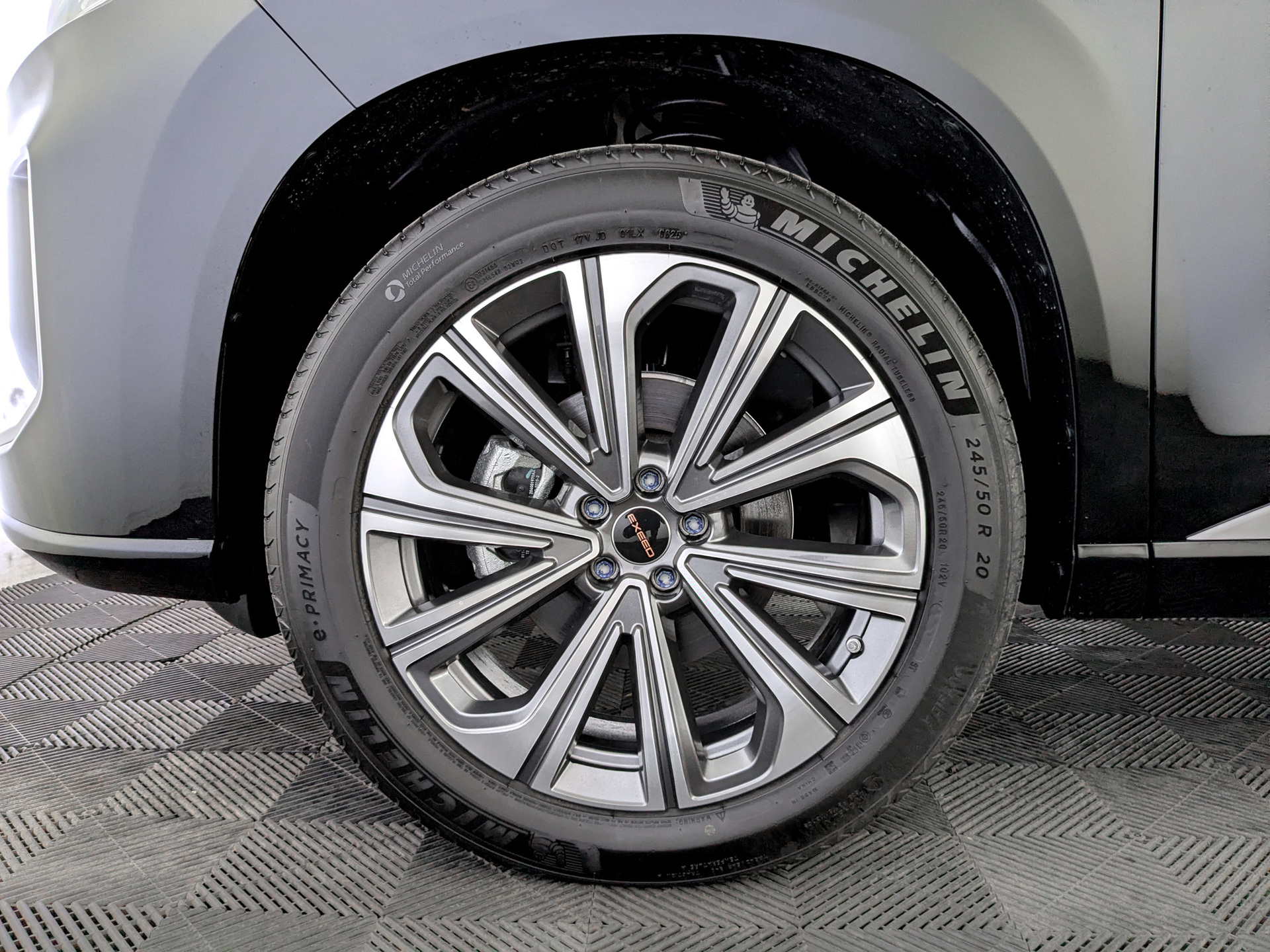 EXEED VX 2.00 (249 л.с), автомат, 2025, пробег 44 км