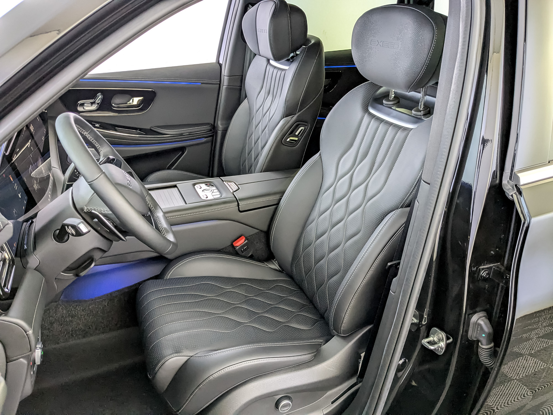EXEED VX 2.00 (249 л.с), автомат, 2025, пробег 44 км