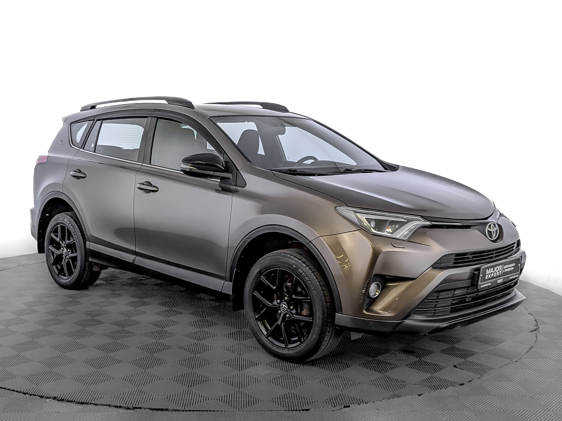 TOYOTA Rav-4 2.00 (146 л.с), автомат, 2019, пробег 101 198 км