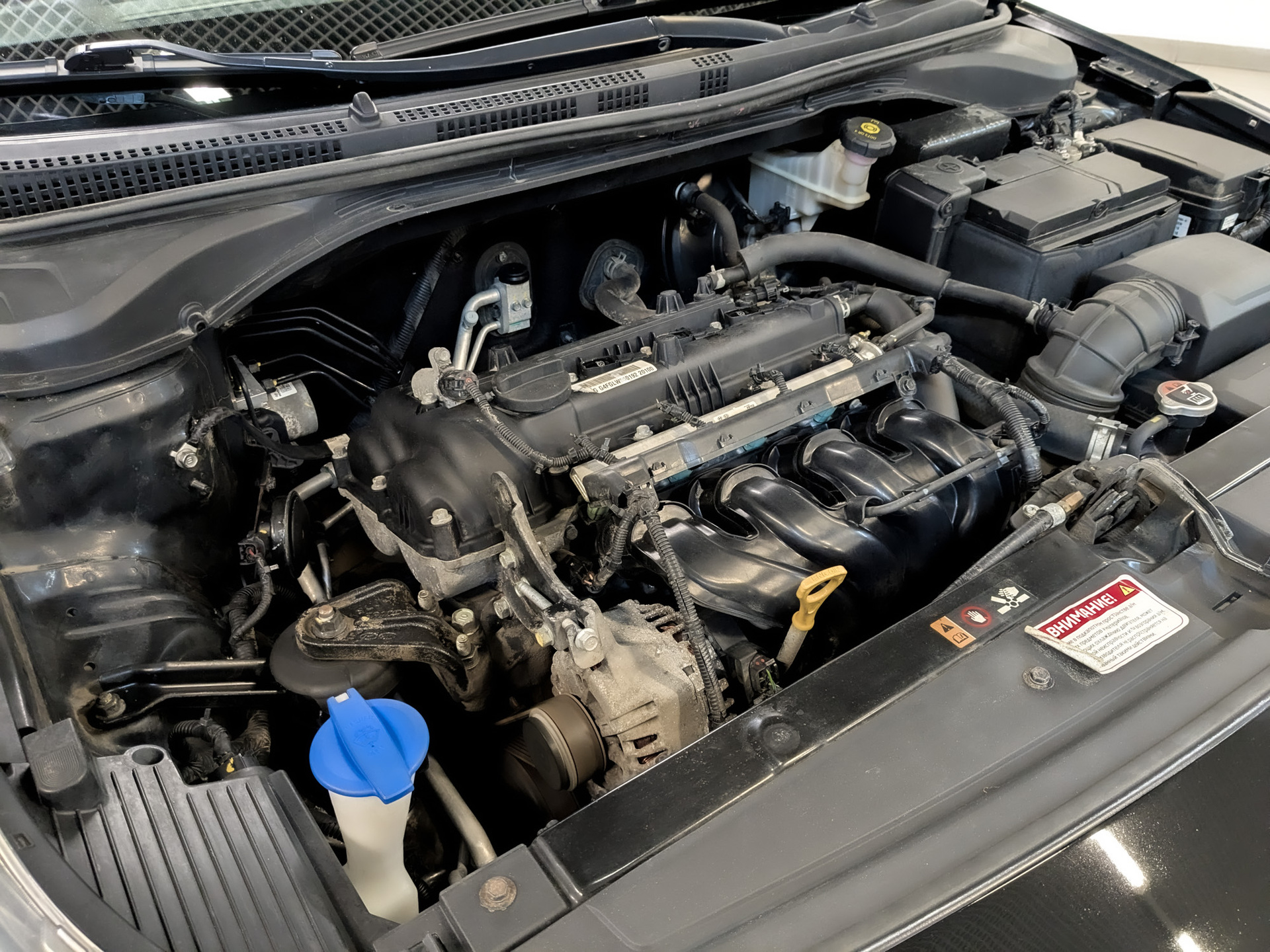 HYUNDAI Solaris 1.60 (123 л.с), автомат, 2021, пробег 87 722 км