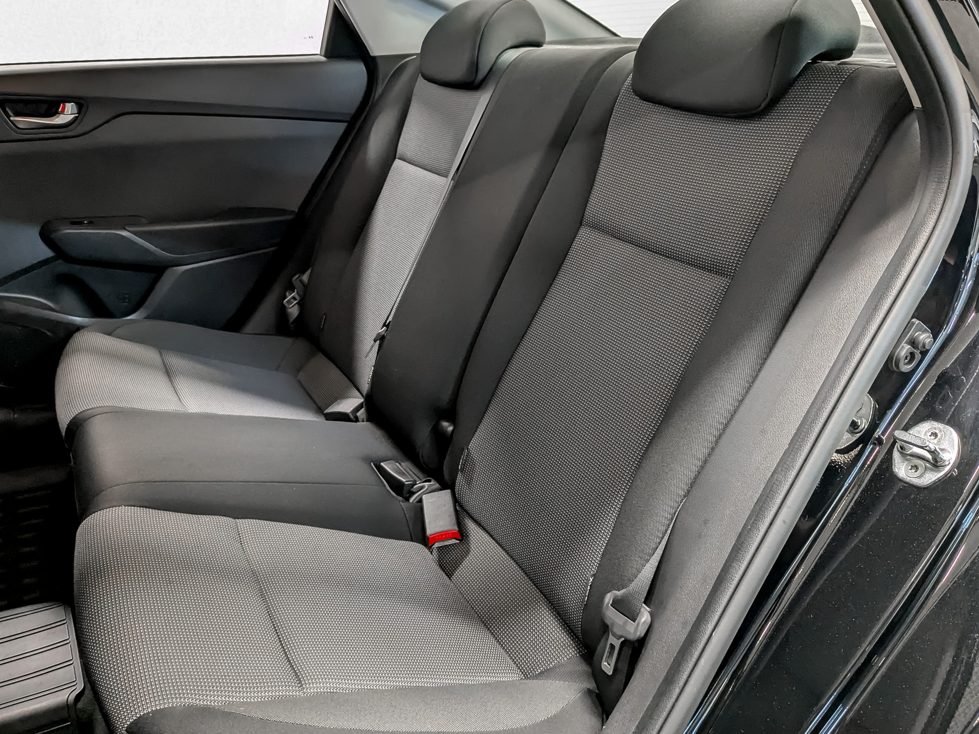 HYUNDAI Solaris 1.60 (123 л.с), автомат, 2021, пробег 87 722 км