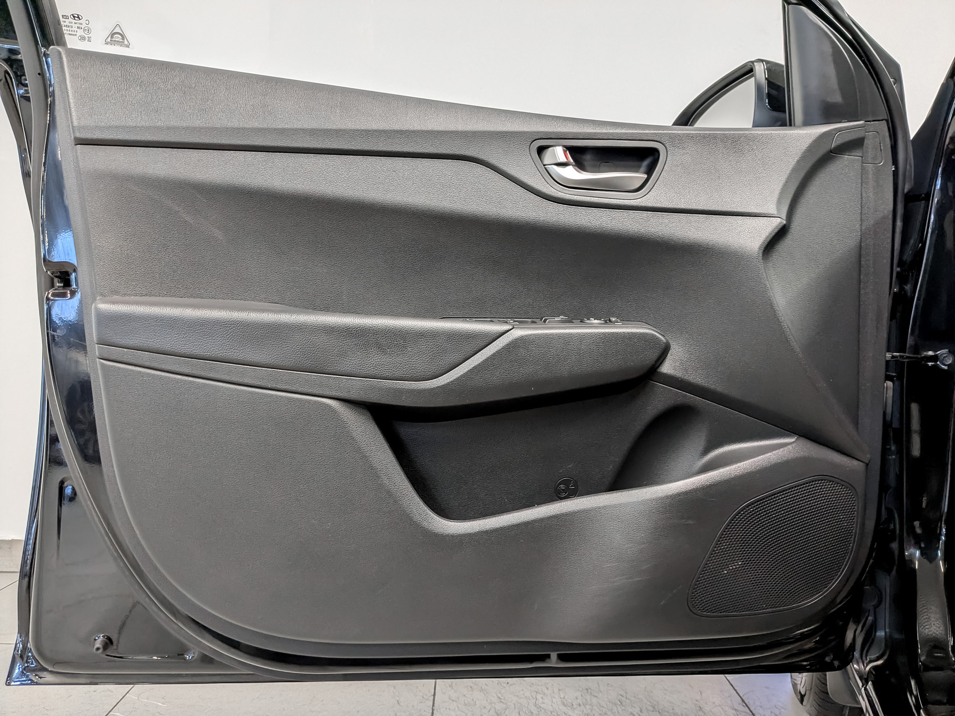 HYUNDAI Solaris 1.60 (123 л.с), автомат, 2021, пробег 87 722 км