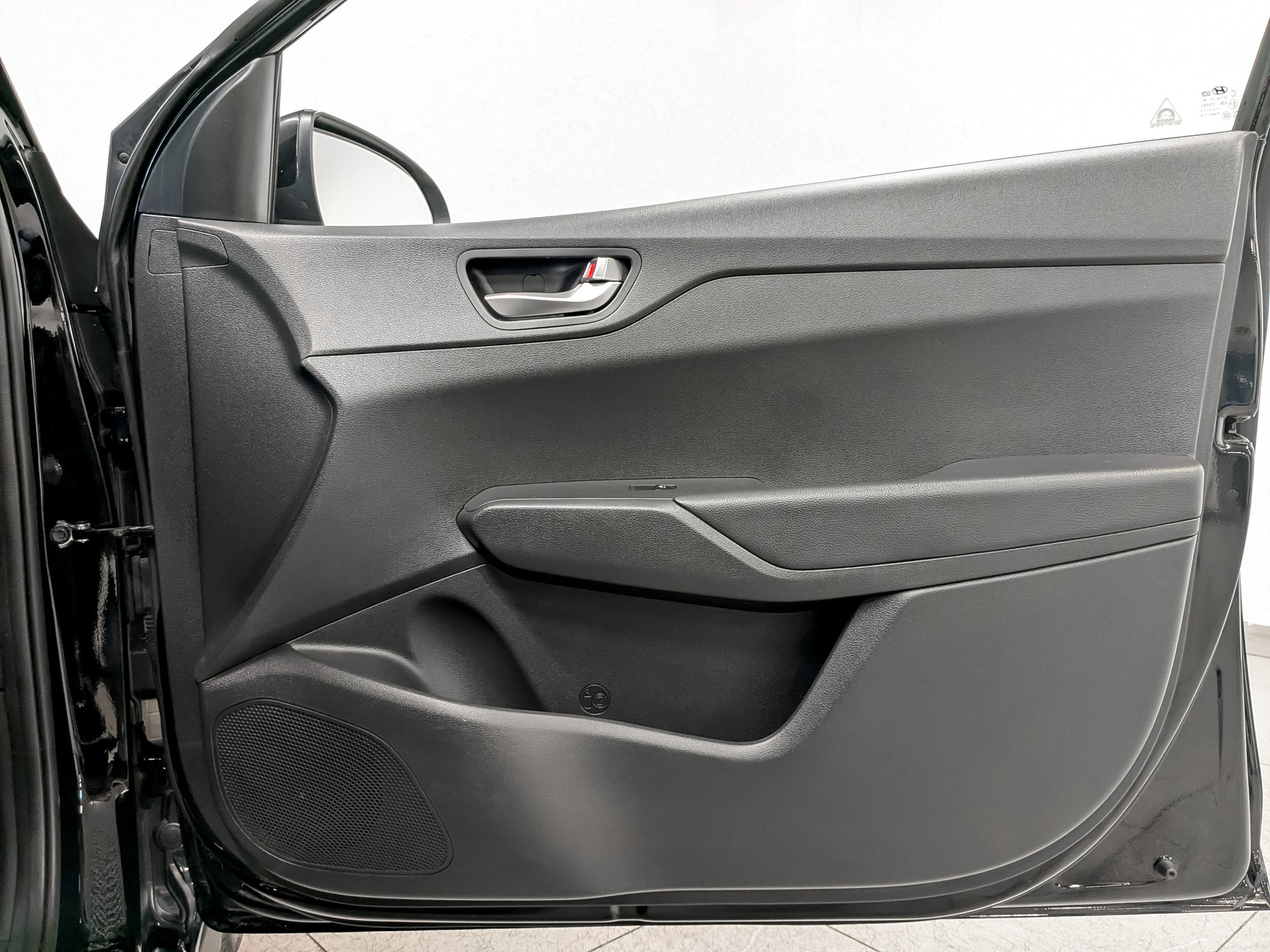 HYUNDAI Solaris 1.60 (123 л.с), автомат, 2021, пробег 87 722 км