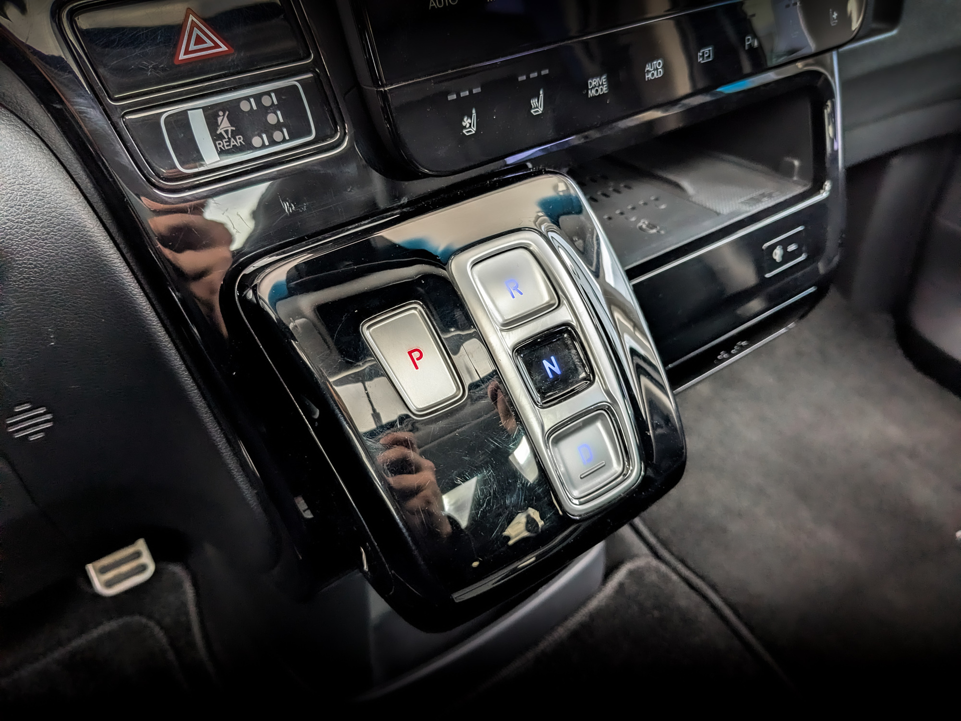 HYUNDAI Staria 3.50 (249 л.с), автомат, 2023, пробег 48 774 км
