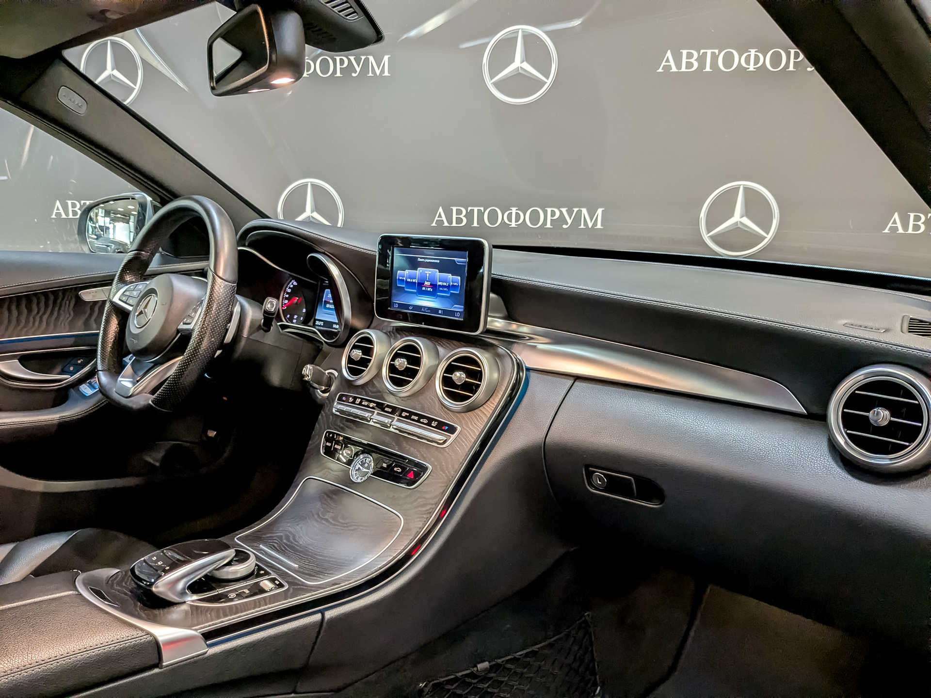 MERCEDES-BENZ C-Класс 2.00 (211 л.с), автомат, 2014, пробег 101 620 км
