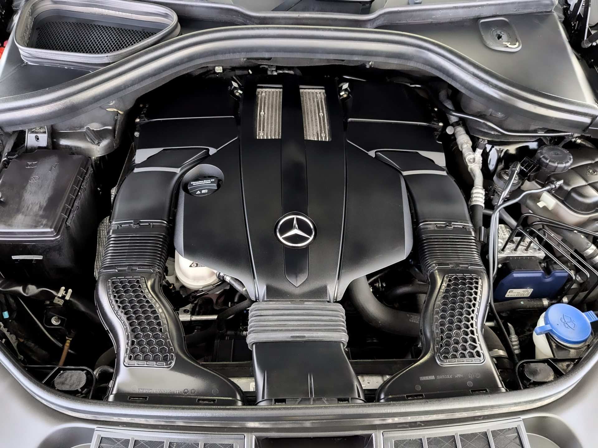 MERCEDES-BENZ GLE 3.00 (333 л.с), автомат, 2018, пробег 139 770 км