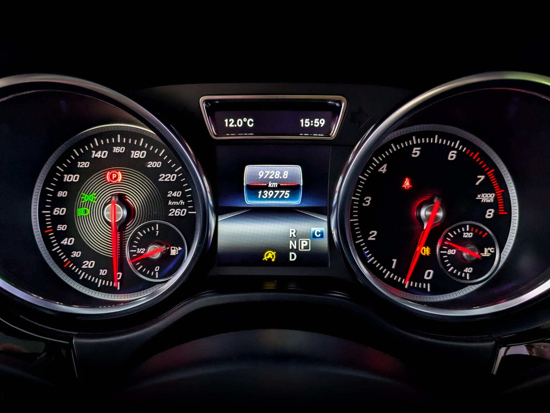MERCEDES-BENZ GLE 3.00 (333 л.с), автомат, 2018, пробег 139 770 км