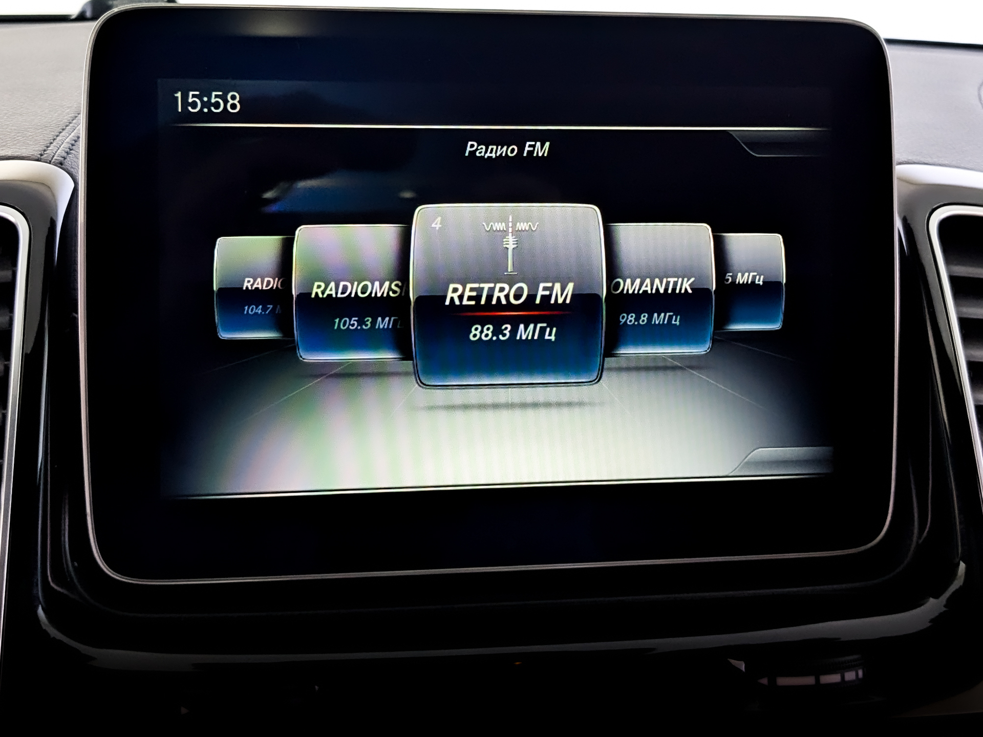 MERCEDES-BENZ GLE 3.00 (333 л.с), автомат, 2018, пробег 139 770 км