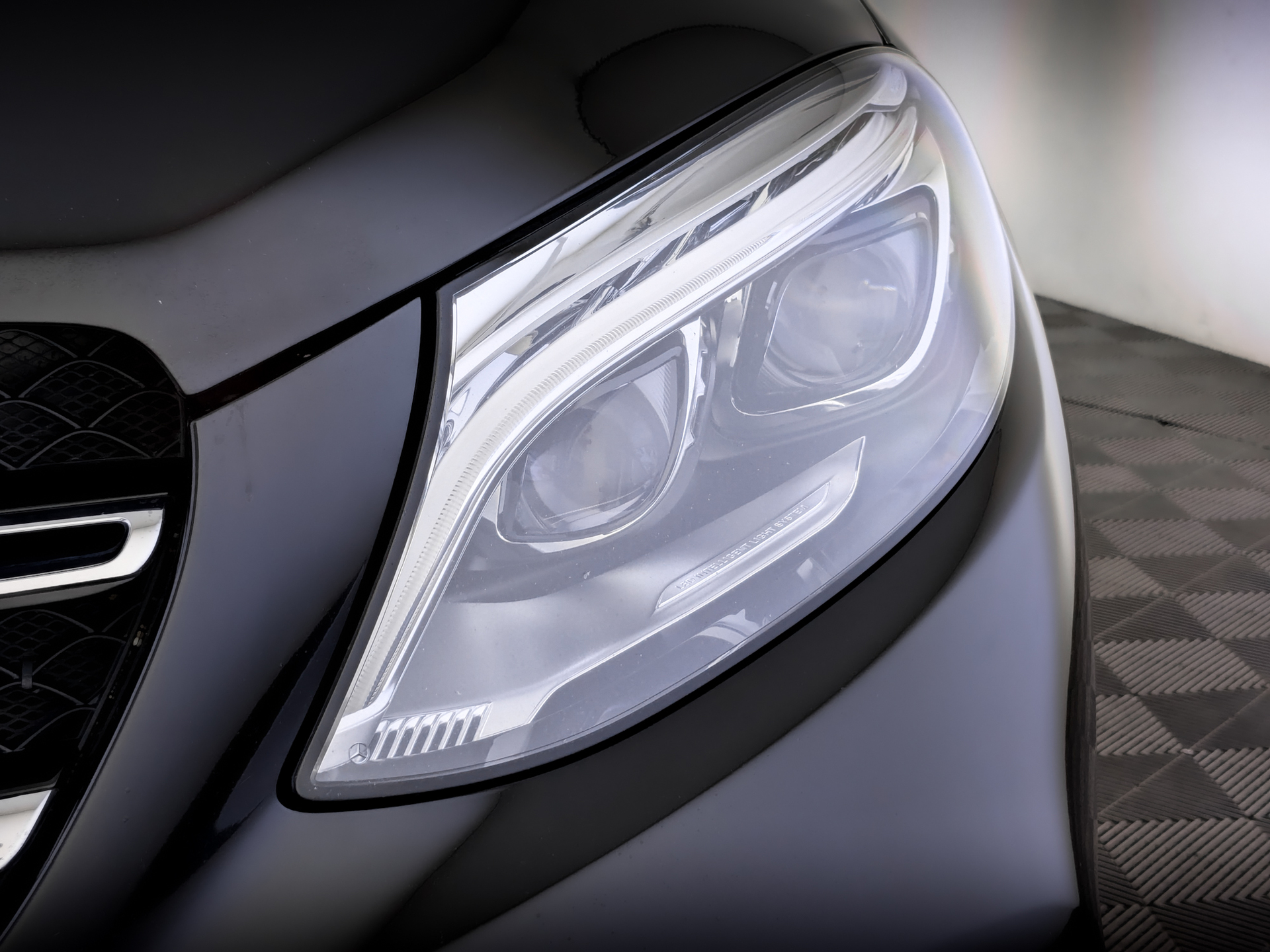MERCEDES-BENZ GLE 3.00 (333 л.с), автомат, 2018, пробег 139 770 км