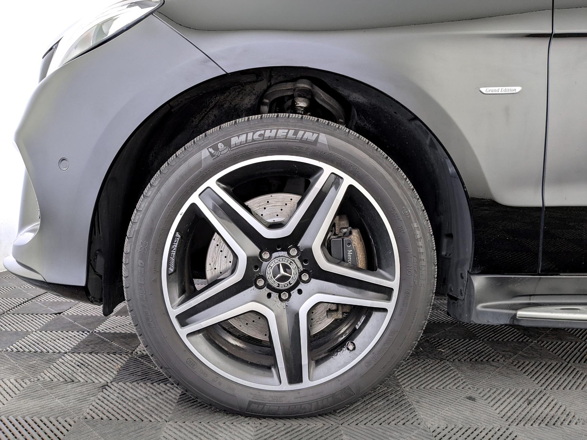 MERCEDES-BENZ GLE 3.00 (333 л.с), автомат, 2018, пробег 139 770 км