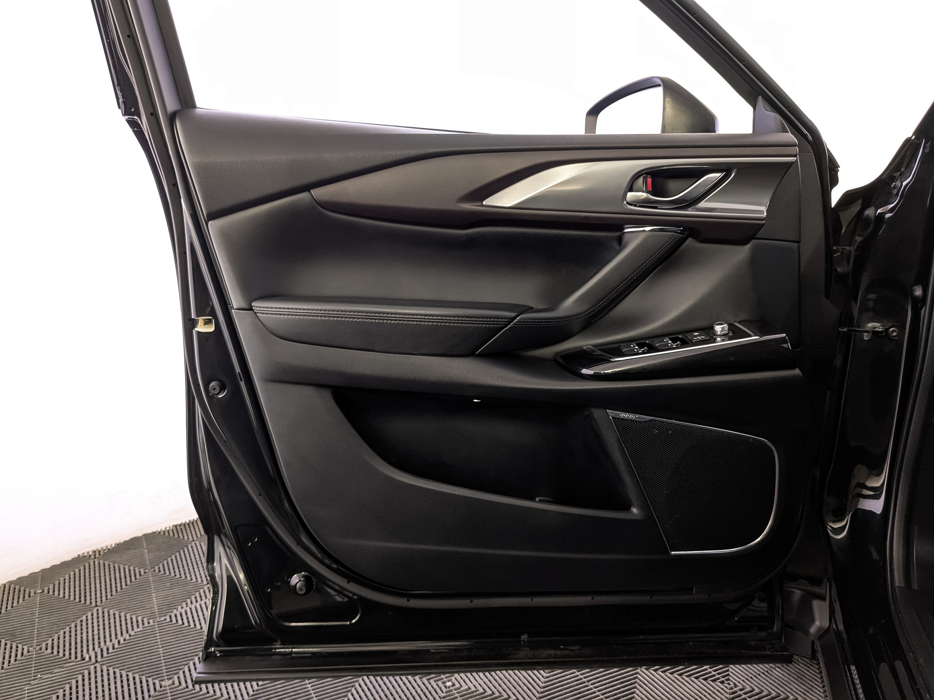 MAZDA CX-9 2.50 (231 л.с), автомат, 2017, пробег 55 000 км