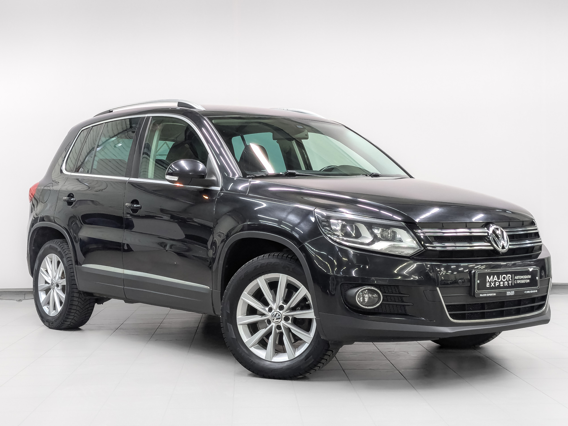 VOLKSWAGEN Tiguan 2.00 (170 л.с), автомат, 2013, пробег 92 227 км