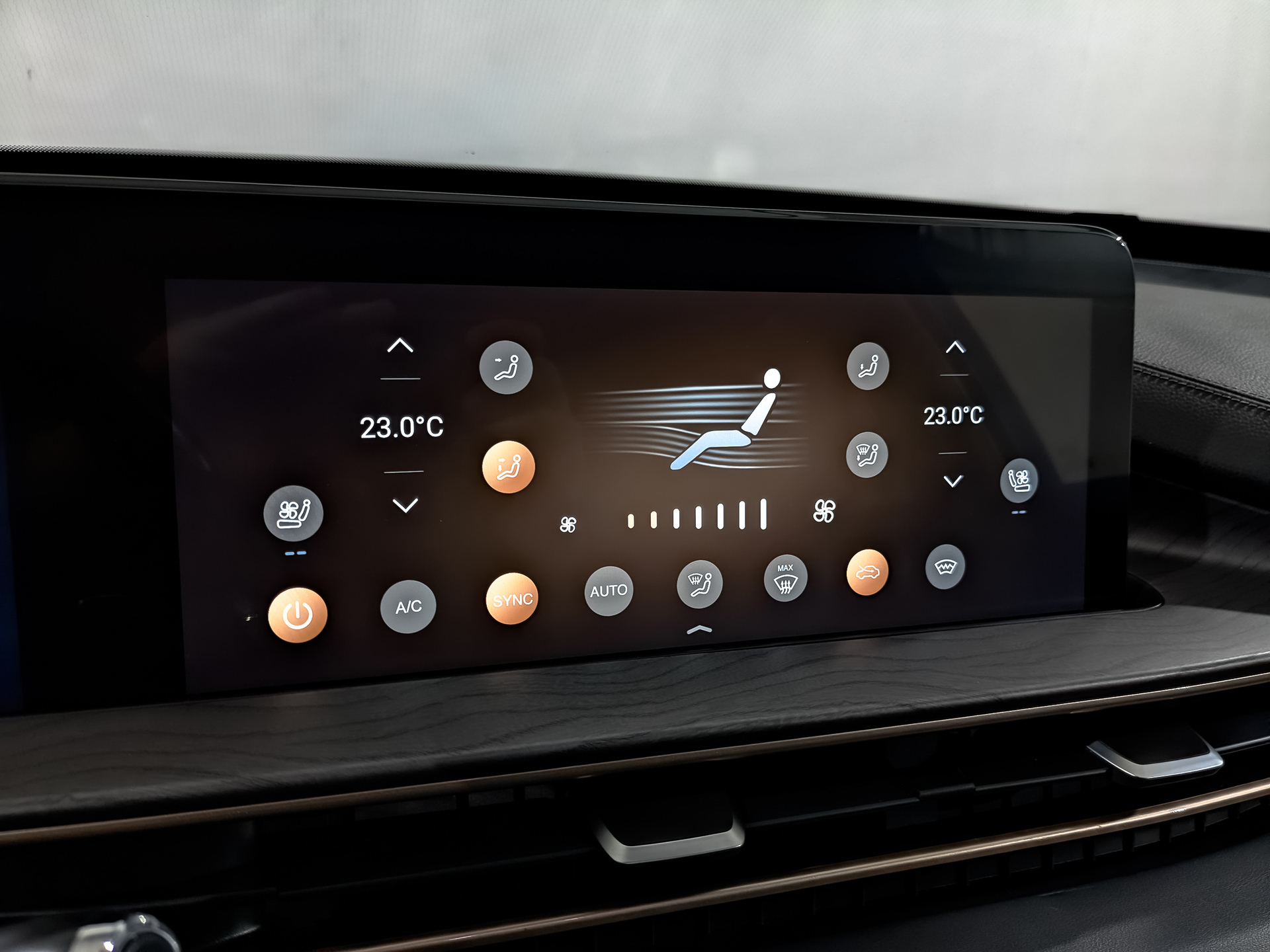 EXEED LX 1.60 (150 л.с), автомат, 2022, пробег 67 722 км