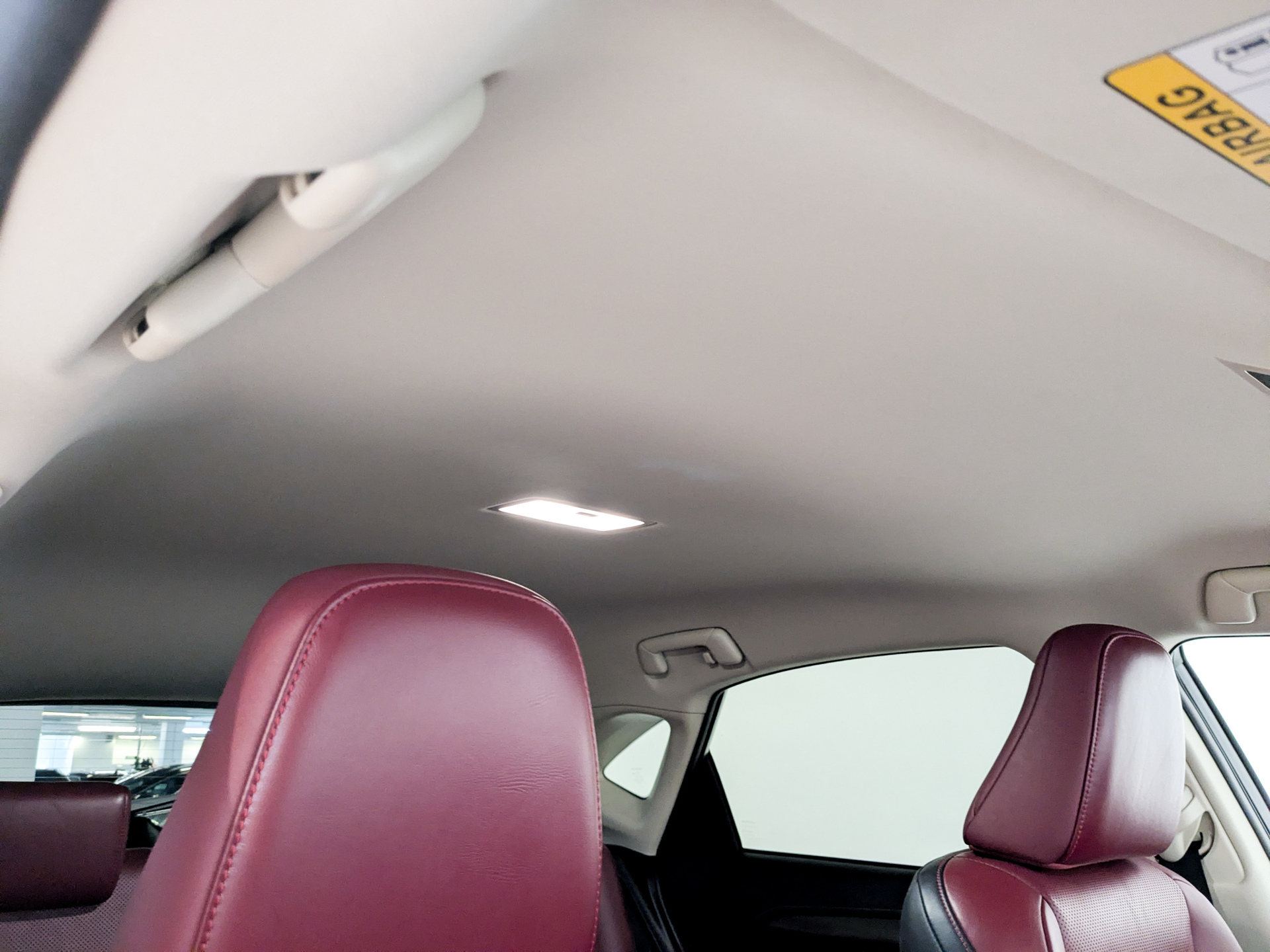 LEXUS NX 2.00 (238 л.с), автомат, 2019, пробег 64 681 км