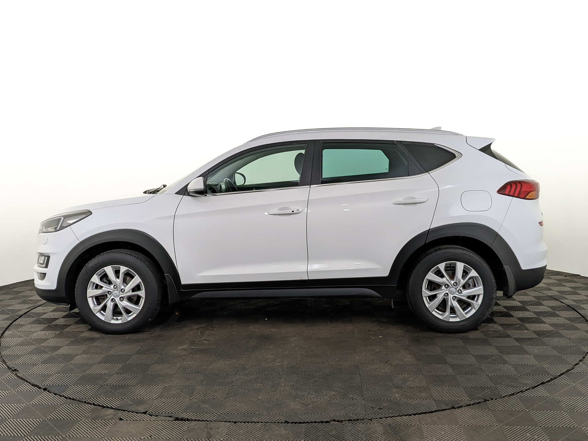 HYUNDAI Tucson 2.00 (149 л.с), автомат, 2018, пробег 105 702 км