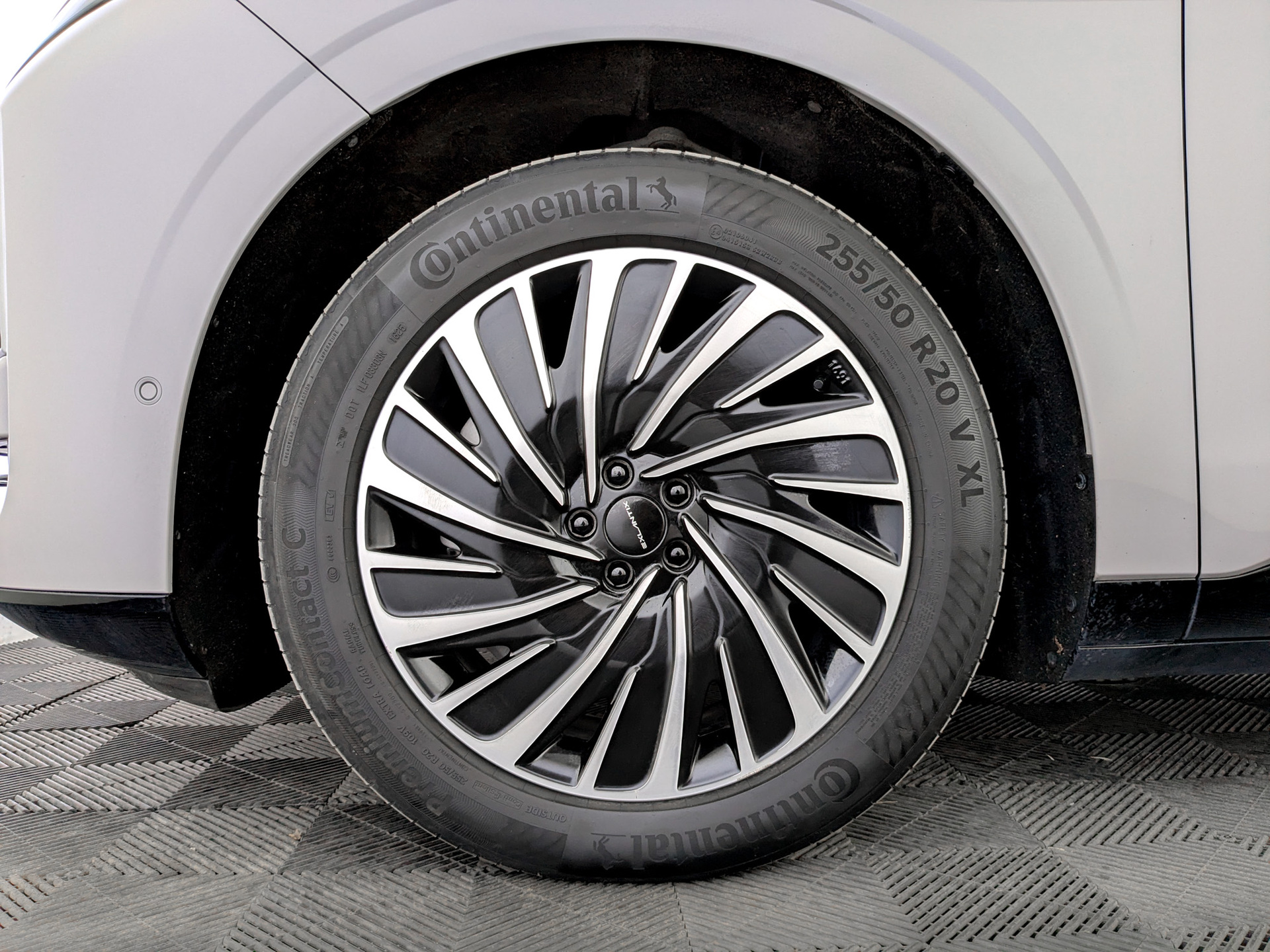 EXLANTIX ET 1.50 (190 л.с), автомат, 2025, пробег 38 730 км