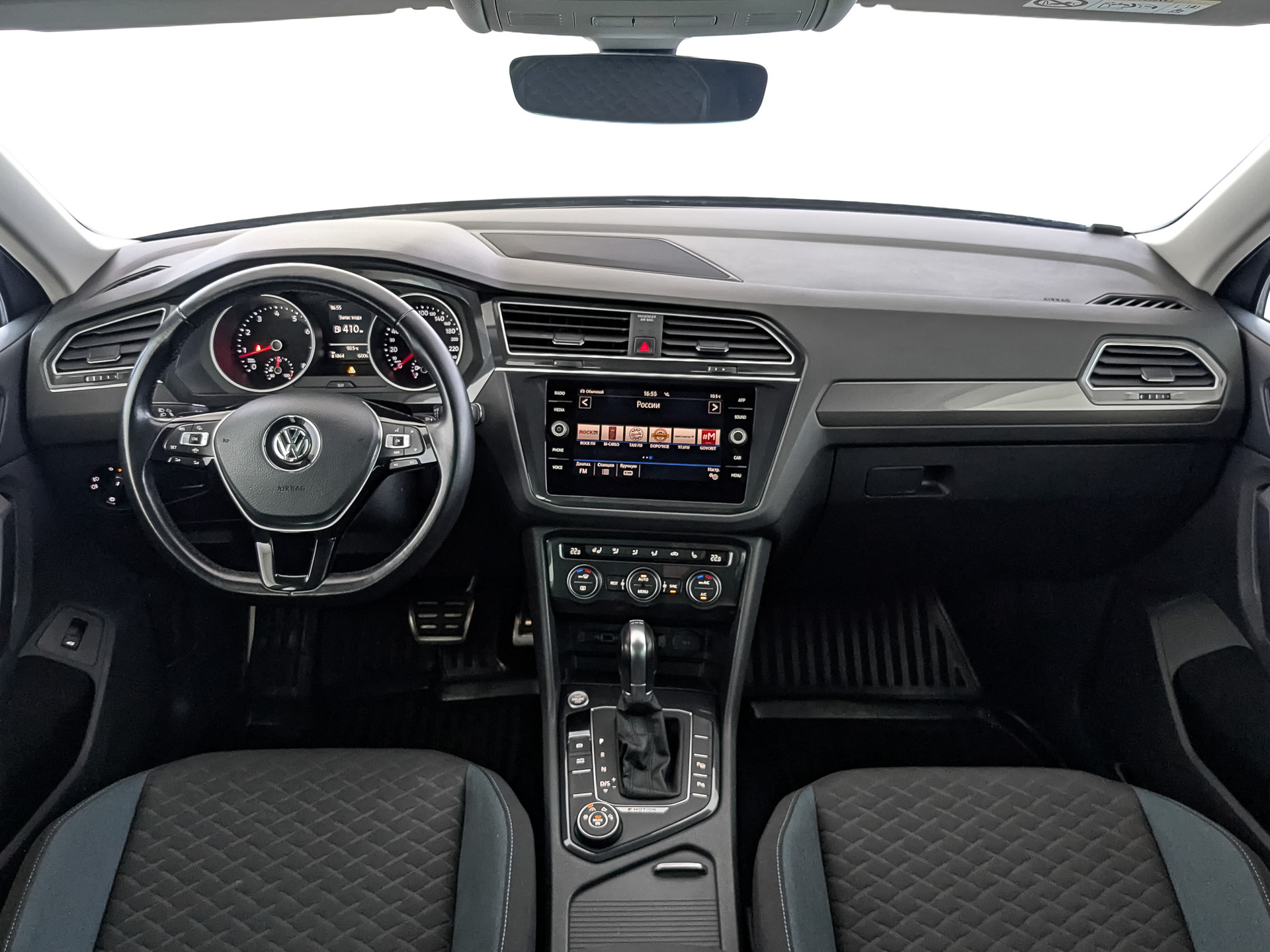 VOLKSWAGEN Tiguan 1.40 (150 л.с), автомат, 2019, пробег 81 862 км