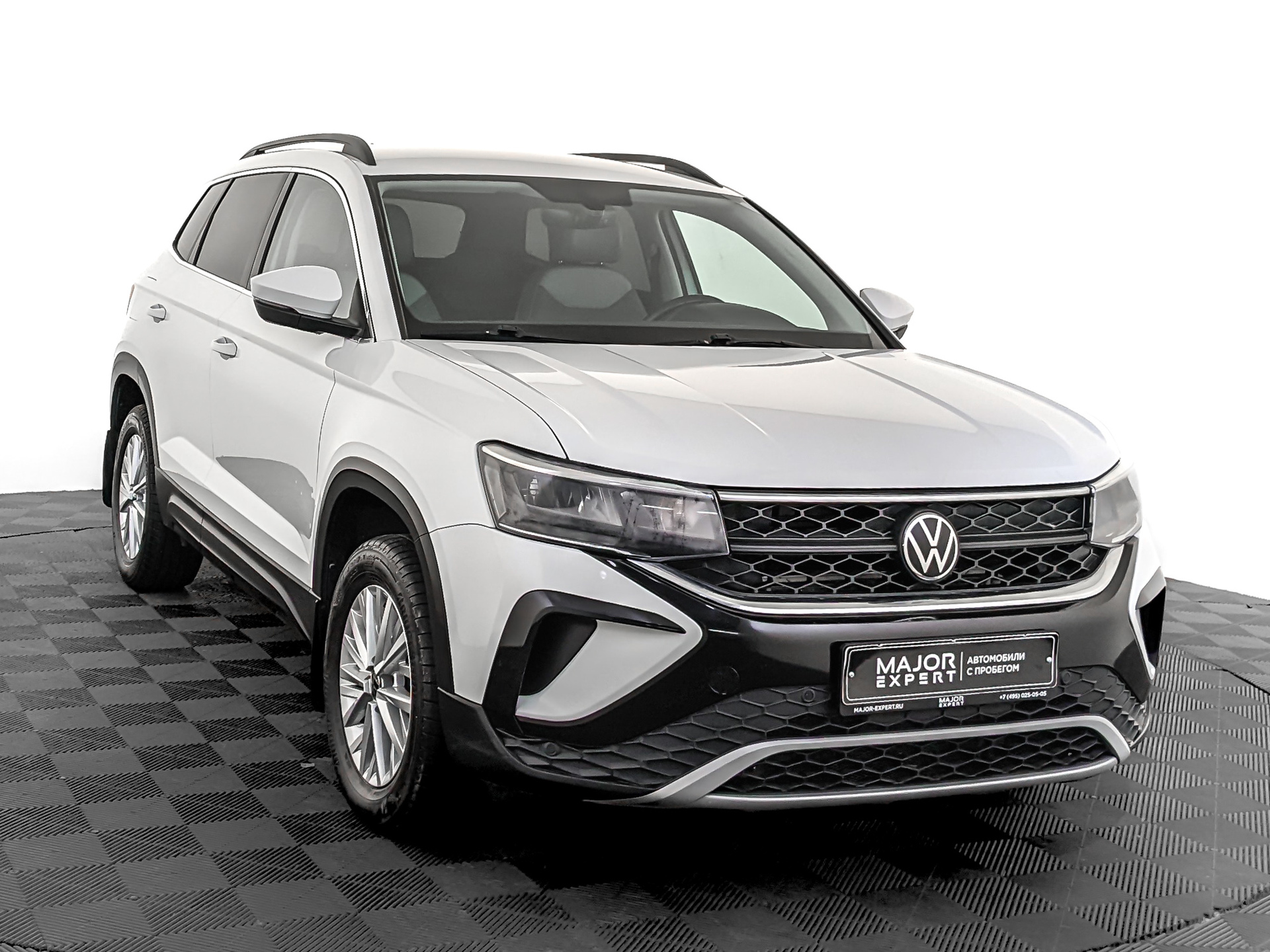 VOLKSWAGEN Taos 1.40 (150 л.с), автомат, 2021, пробег 81 034 км