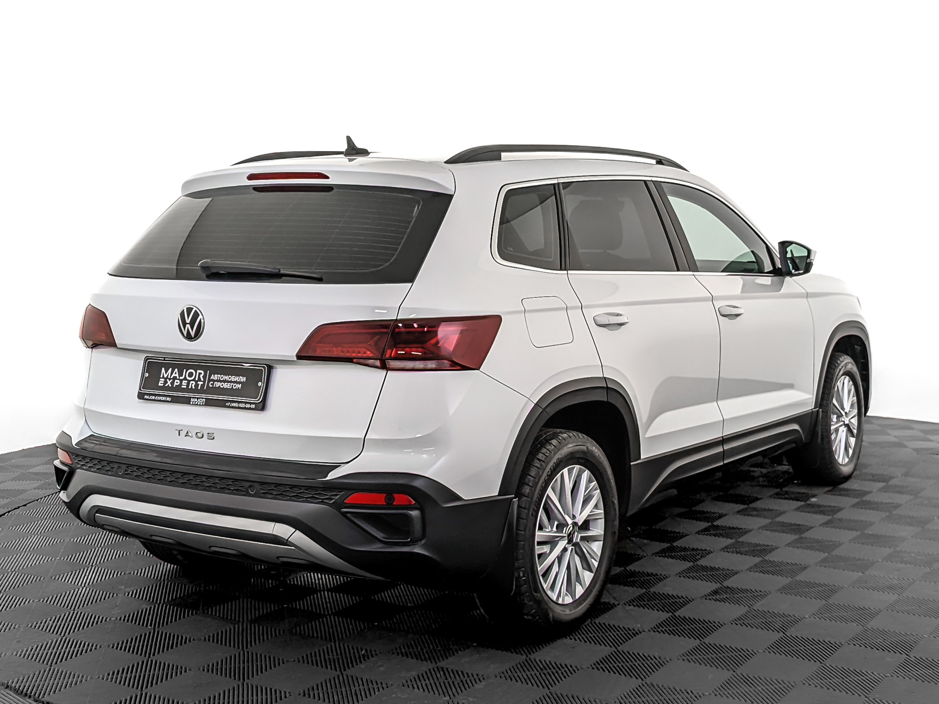 VOLKSWAGEN Taos 1.40 (150 л.с), автомат, 2021, пробег 81 034 км