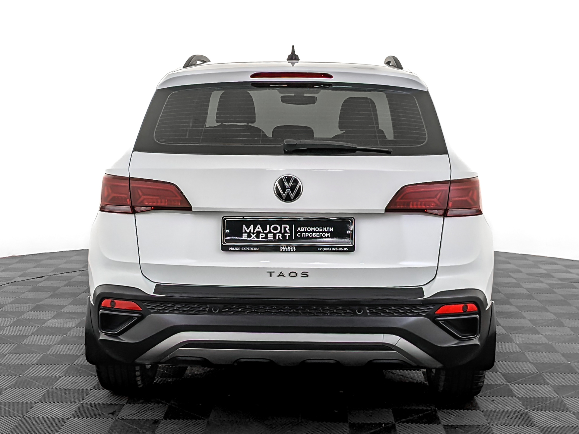VOLKSWAGEN Taos 1.40 (150 л.с), автомат, 2021, пробег 81 034 км