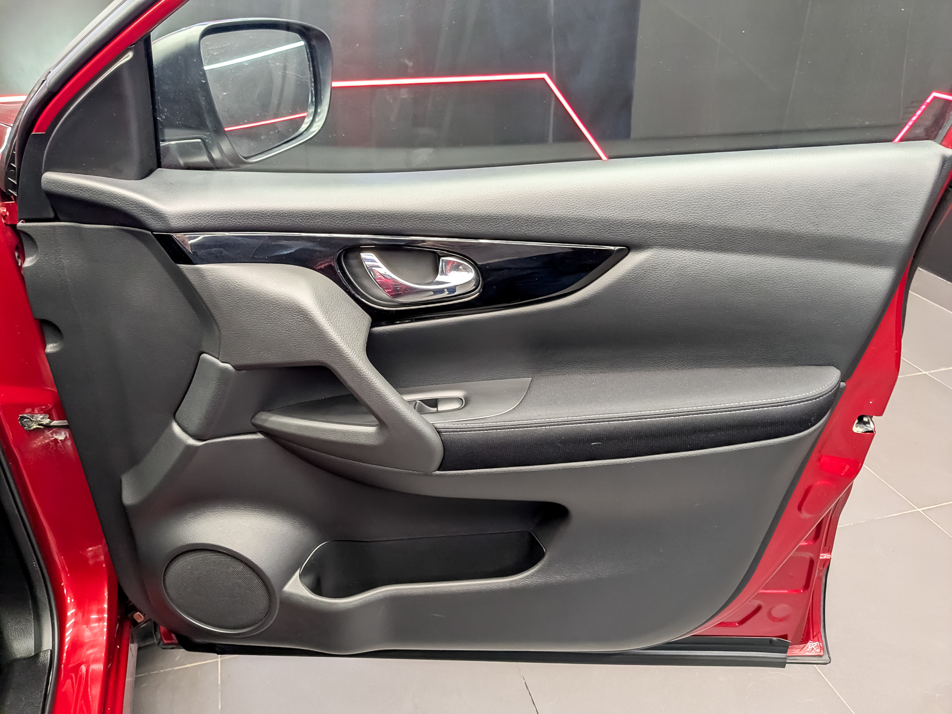 NISSAN Qashqai 2.00 (144 л.с), автомат, 2018, пробег 78 872 км