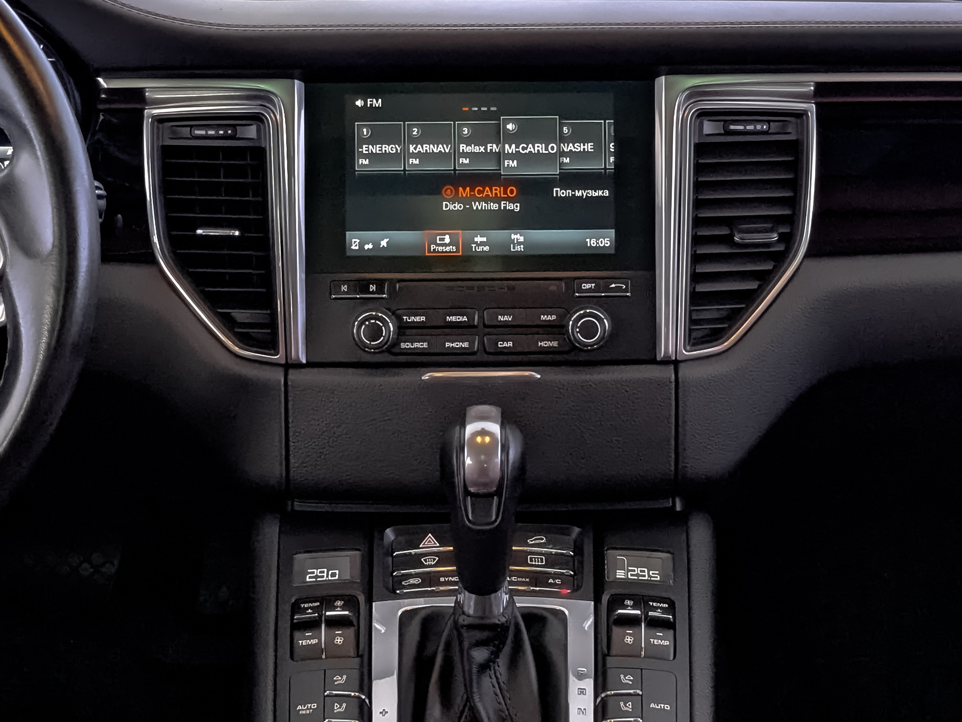 PORSCHE Macan 3.00 (245 л.с), автомат, 2018, пробег 108 529 км