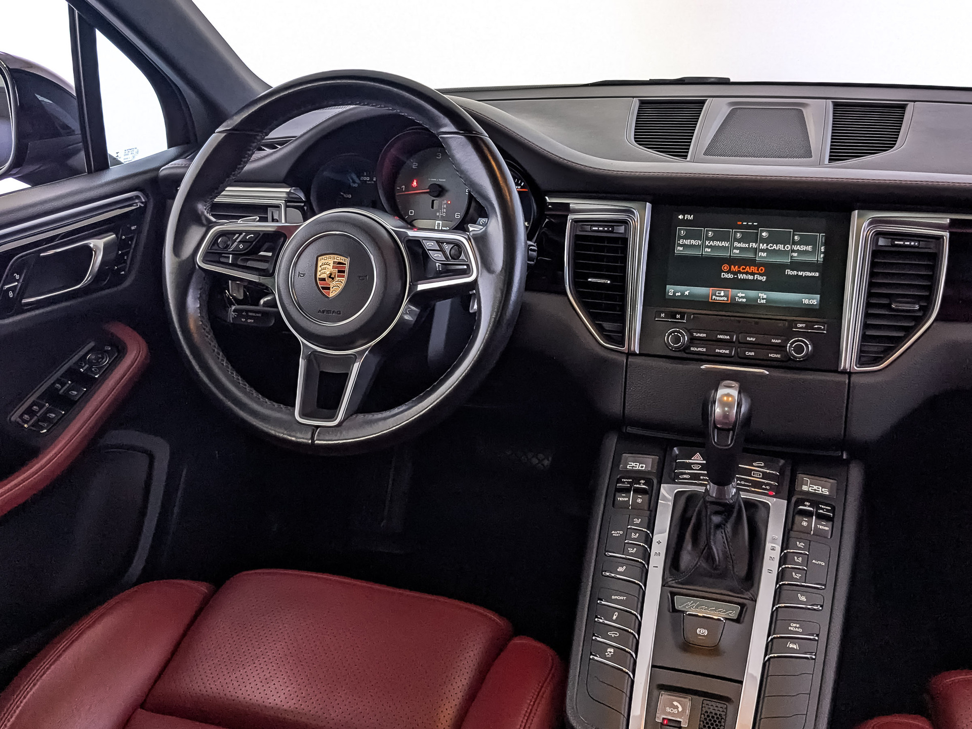 PORSCHE Macan 3.00 (245 л.с), автомат, 2018, пробег 108 529 км