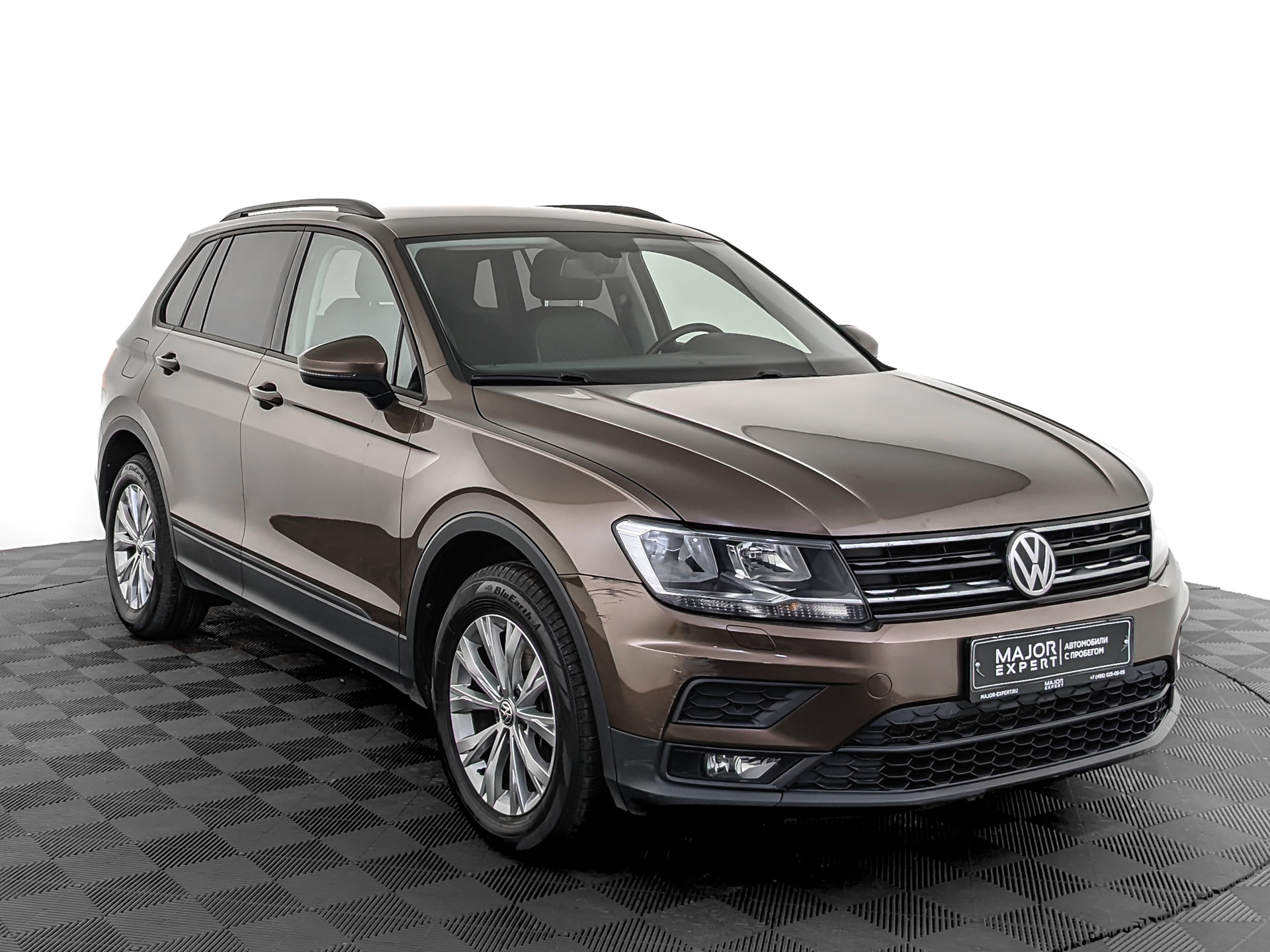 VOLKSWAGEN Tiguan 1.40 (150 л.с), автомат, 2018, пробег 37 000 км