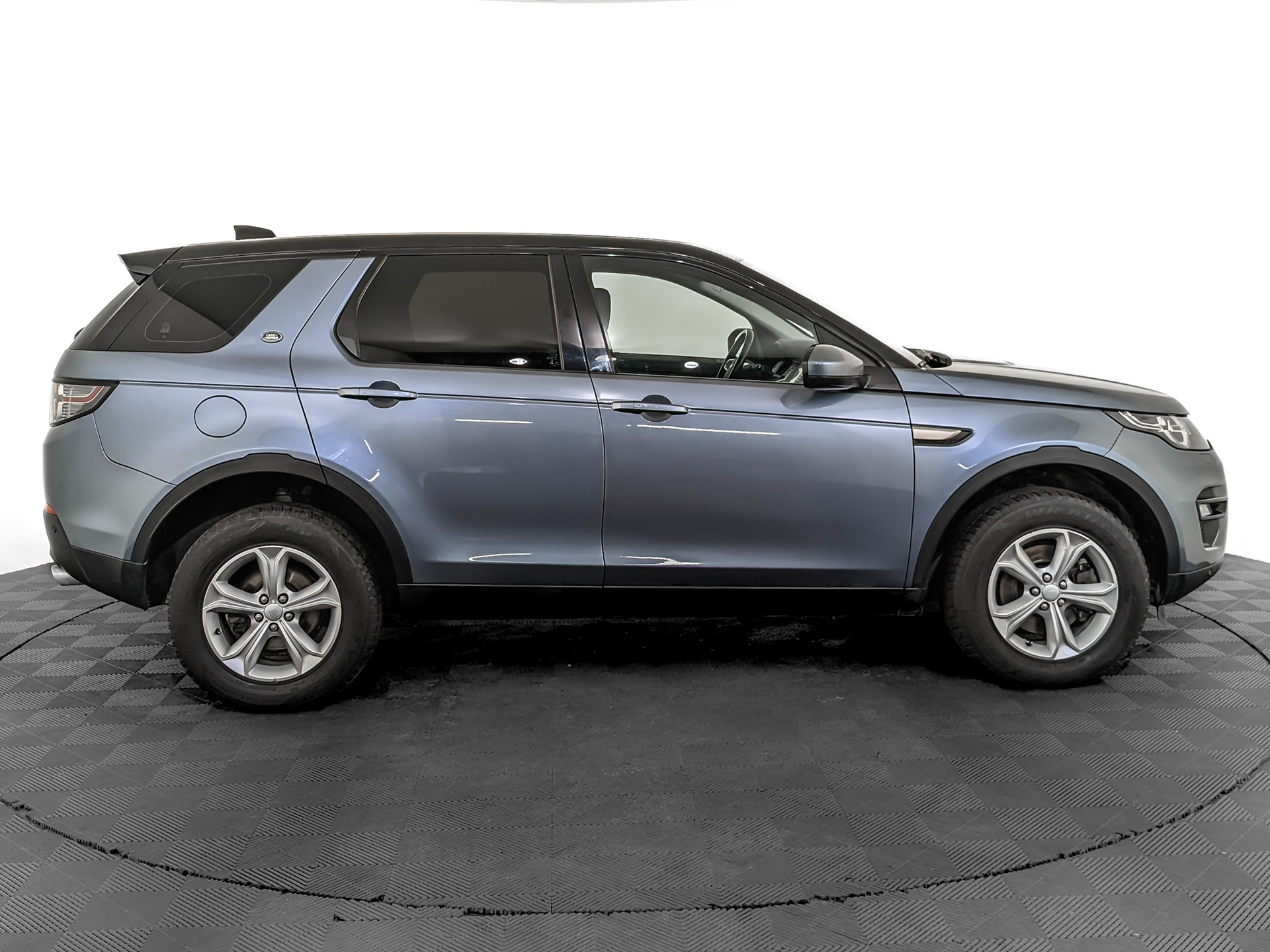 LAND ROVER Discovery Sport 2.00 (149 л.с), автомат, 2019, пробег 93 120 км