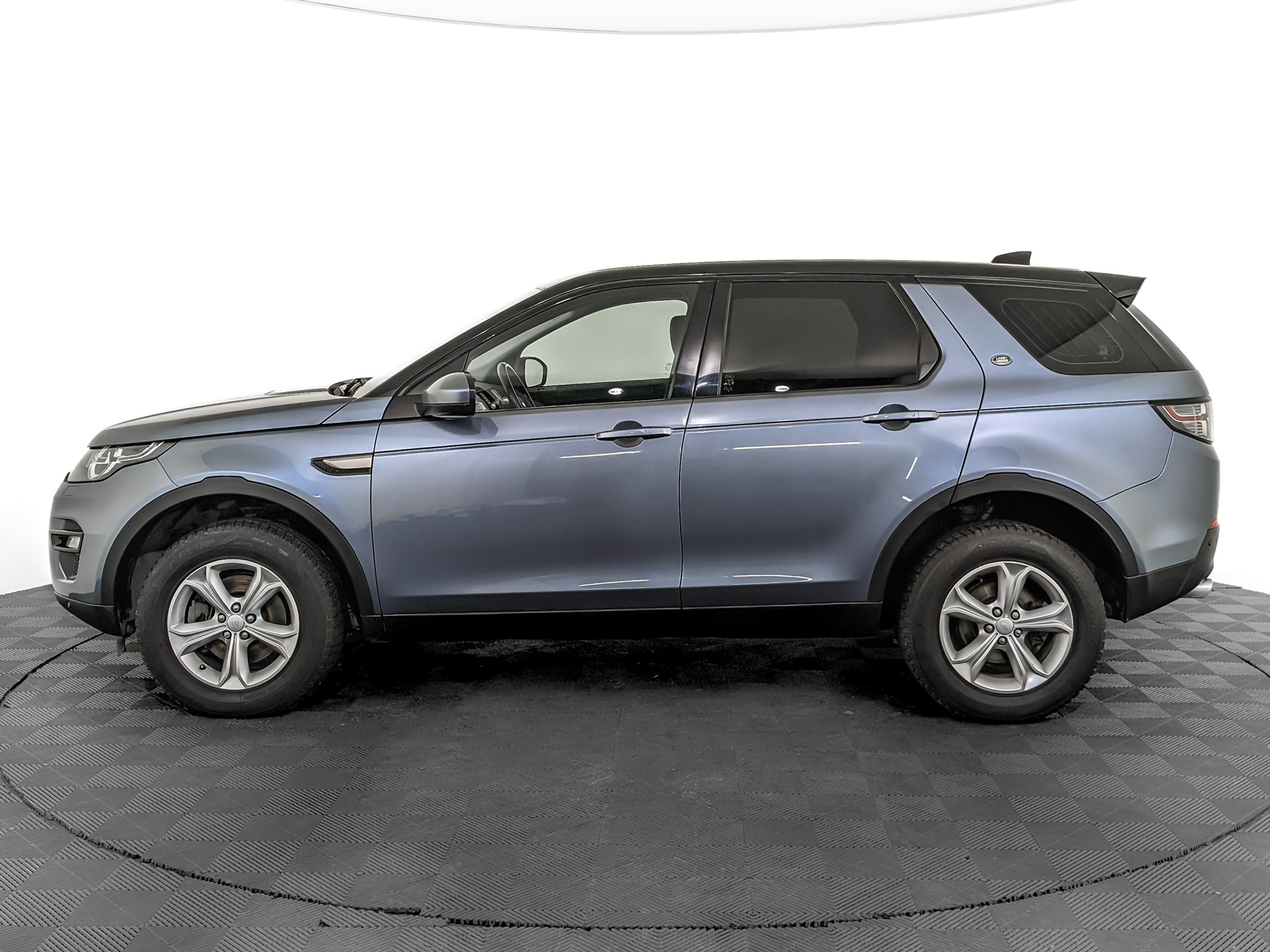 LAND ROVER Discovery Sport 2.00 (149 л.с), автомат, 2019, пробег 93 120 км