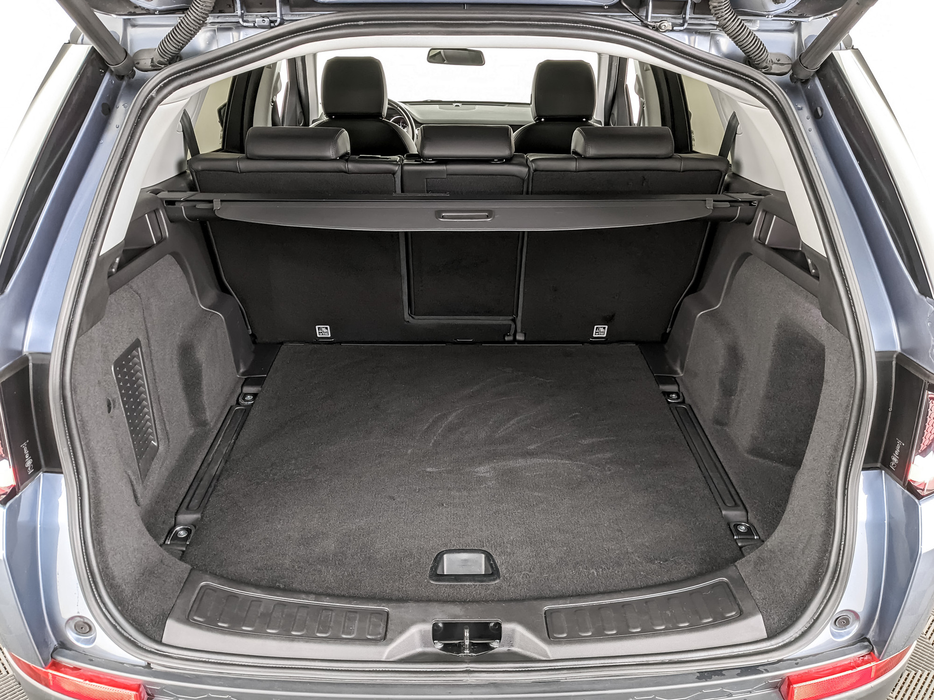 LAND ROVER Discovery Sport 2.00 (149 л.с), автомат, 2019, пробег 93 120 км