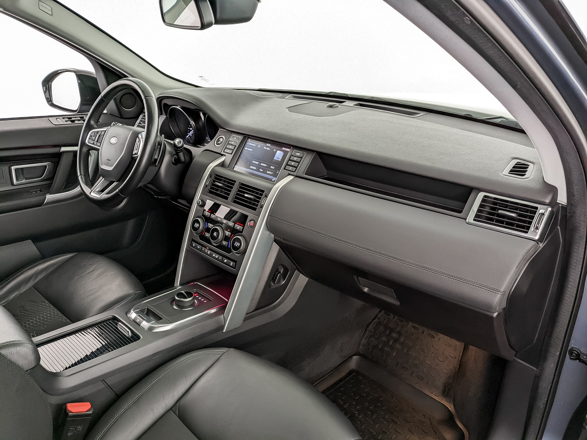 LAND ROVER Discovery Sport 2.00 (149 л.с), автомат, 2019, пробег 93 120 км