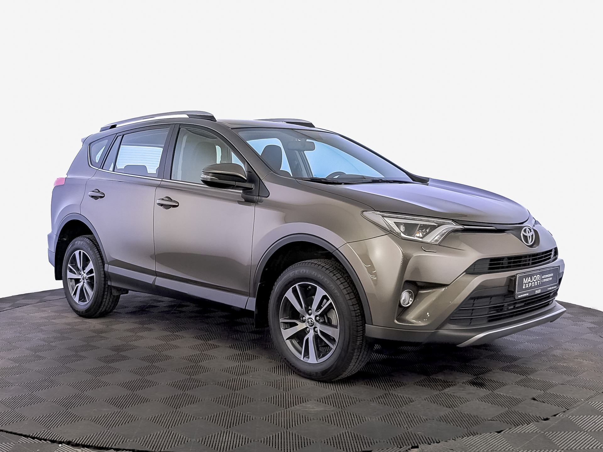TOYOTA Rav-4 2.00 (146 л.с), автомат, 2018, пробег 51 388 км