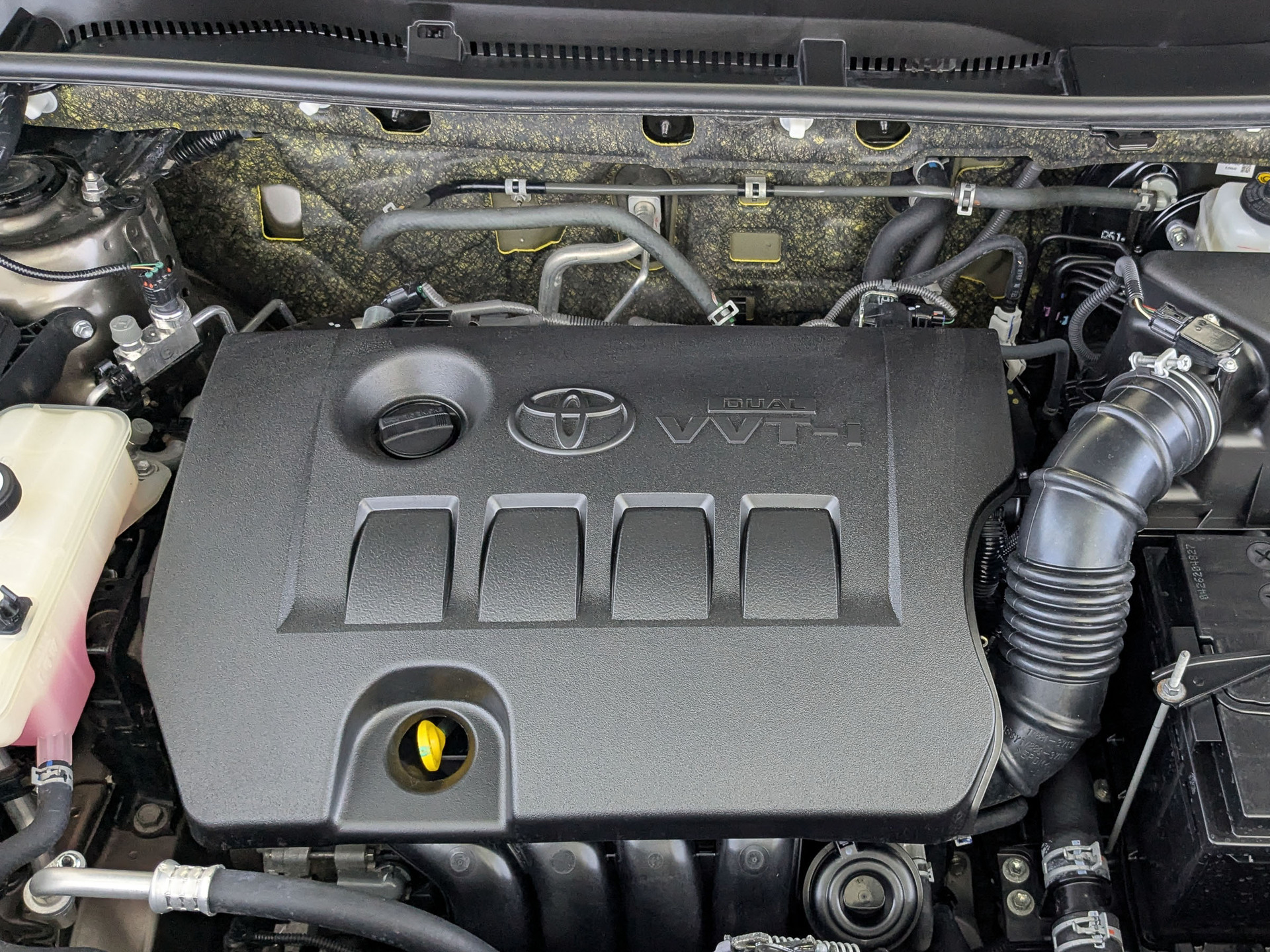 TOYOTA Rav-4 2.00 (146 л.с), автомат, 2018, пробег 51 388 км