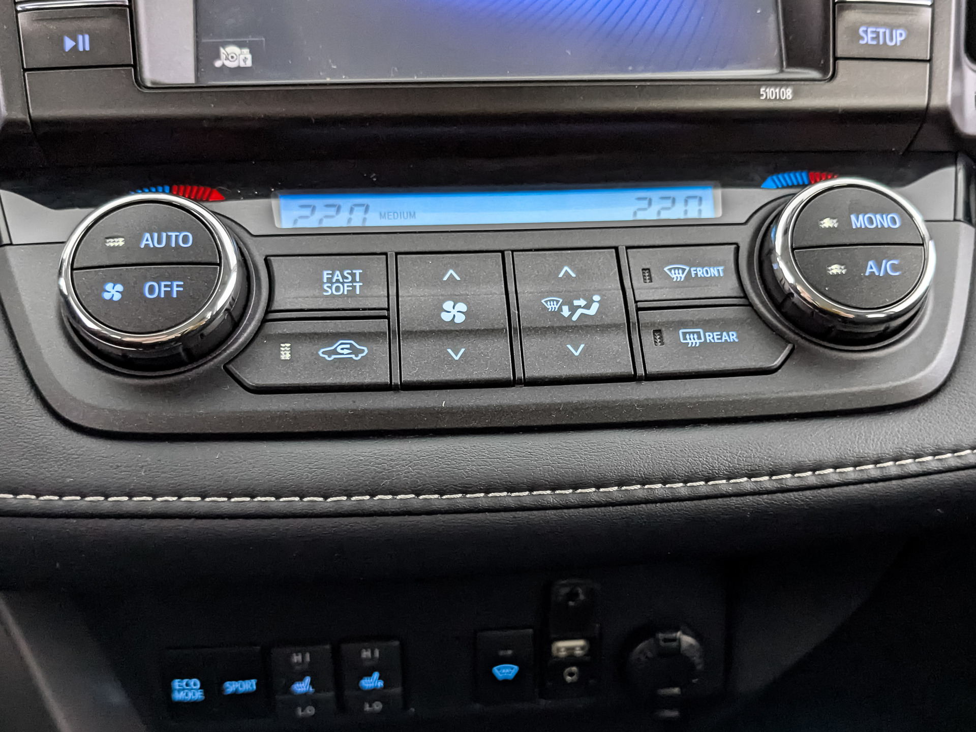 TOYOTA Rav-4 2.00 (146 л.с), автомат, 2018, пробег 51 388 км