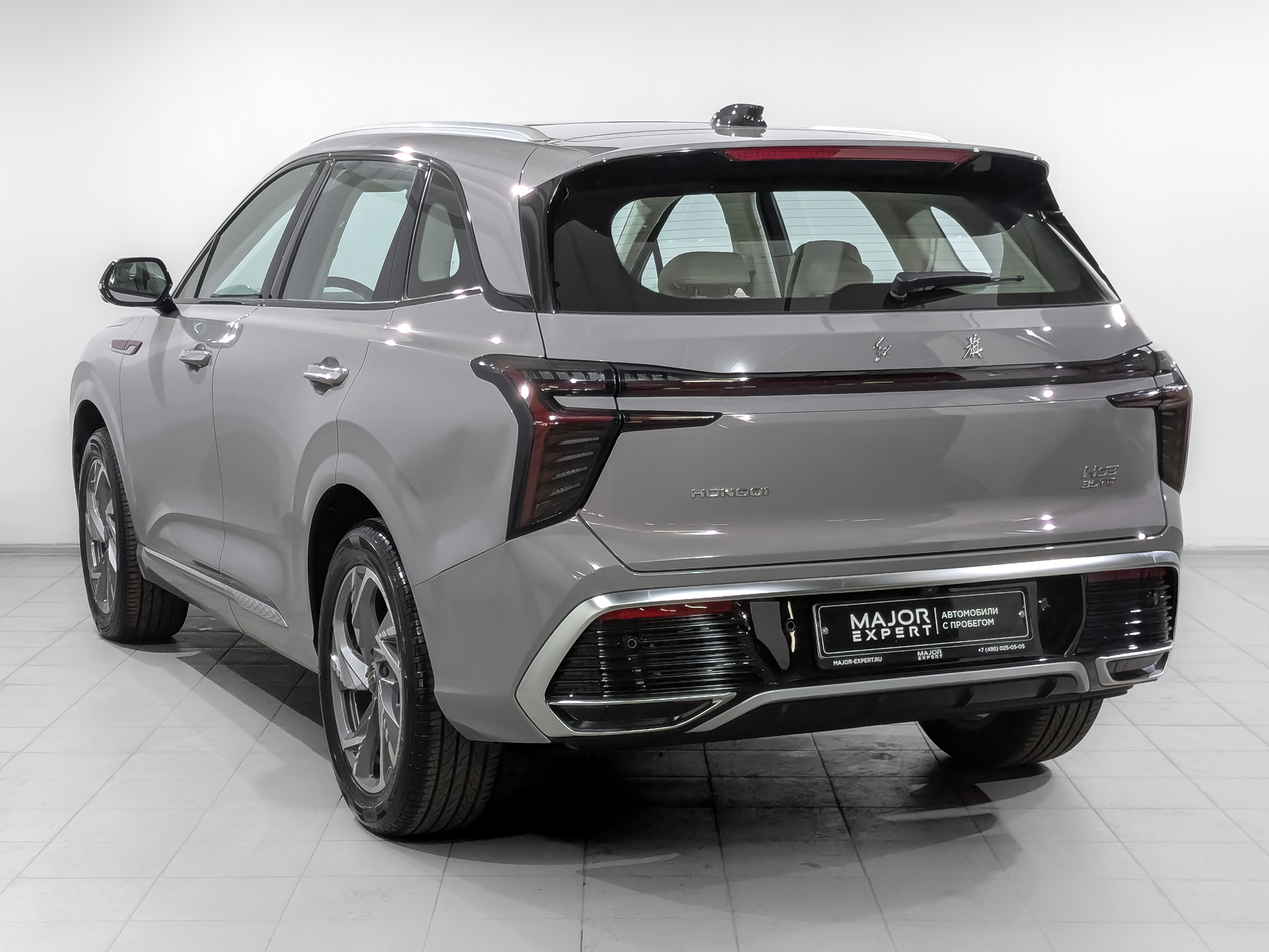 HONGQI HS3 1.50 (156 л.с), автомат, 2024, пробег 1 700 км